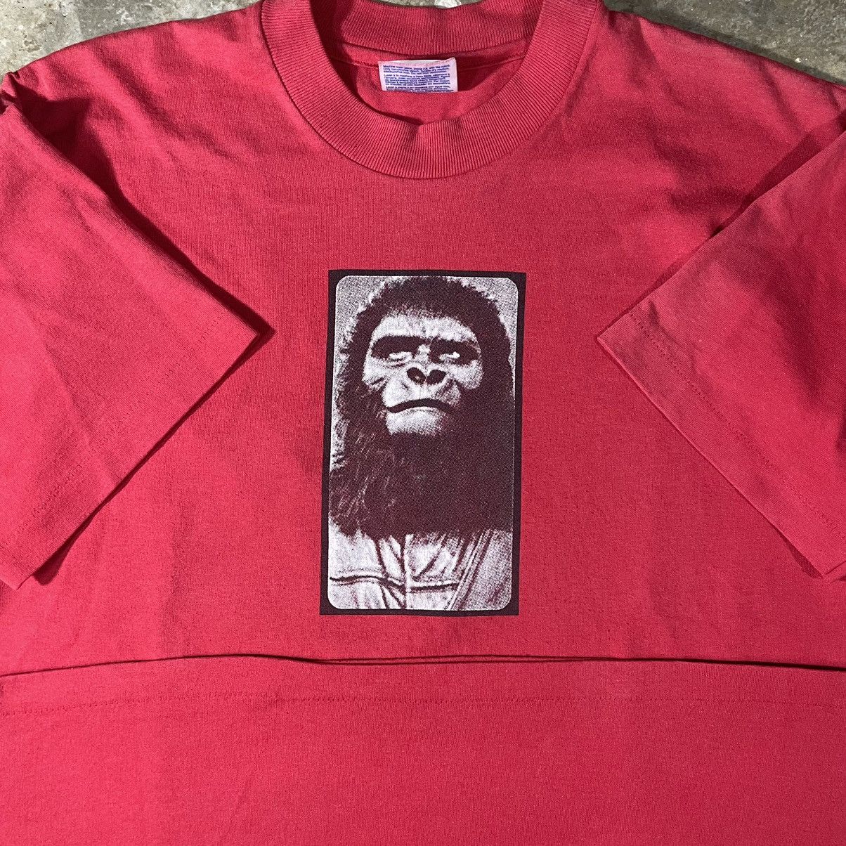 Vintage VINTAGE PLANET OF THE APES 90s Size US S / EU 44-46 / 1 - 5 Thumbnail