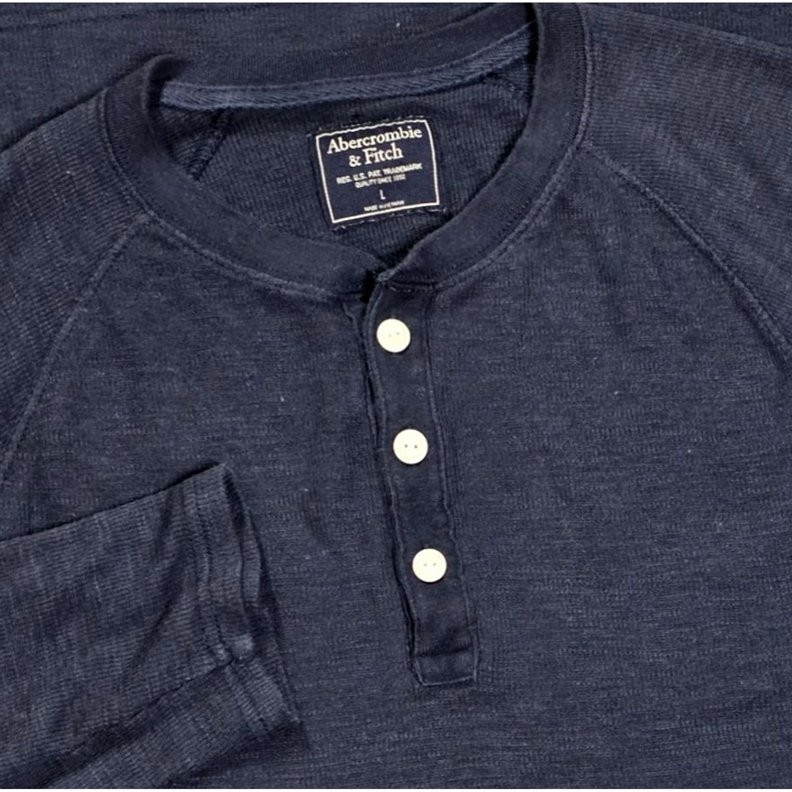 Abercrombie & Fitch Abercrombie & Fitch Men Henley L Waffle Knit Thermal Military Shirt Long Sleeve Navy Blue Size US L / EU 52-54 / 3 - 2 Thumbnail
