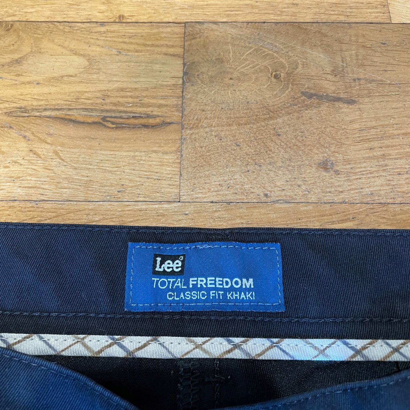 Lee × Vintage Lee Men's Fashion Chinos Classic Fit Khaki W 36 L 34 Size US 36 / EU 52 - 3 Thumbnail
