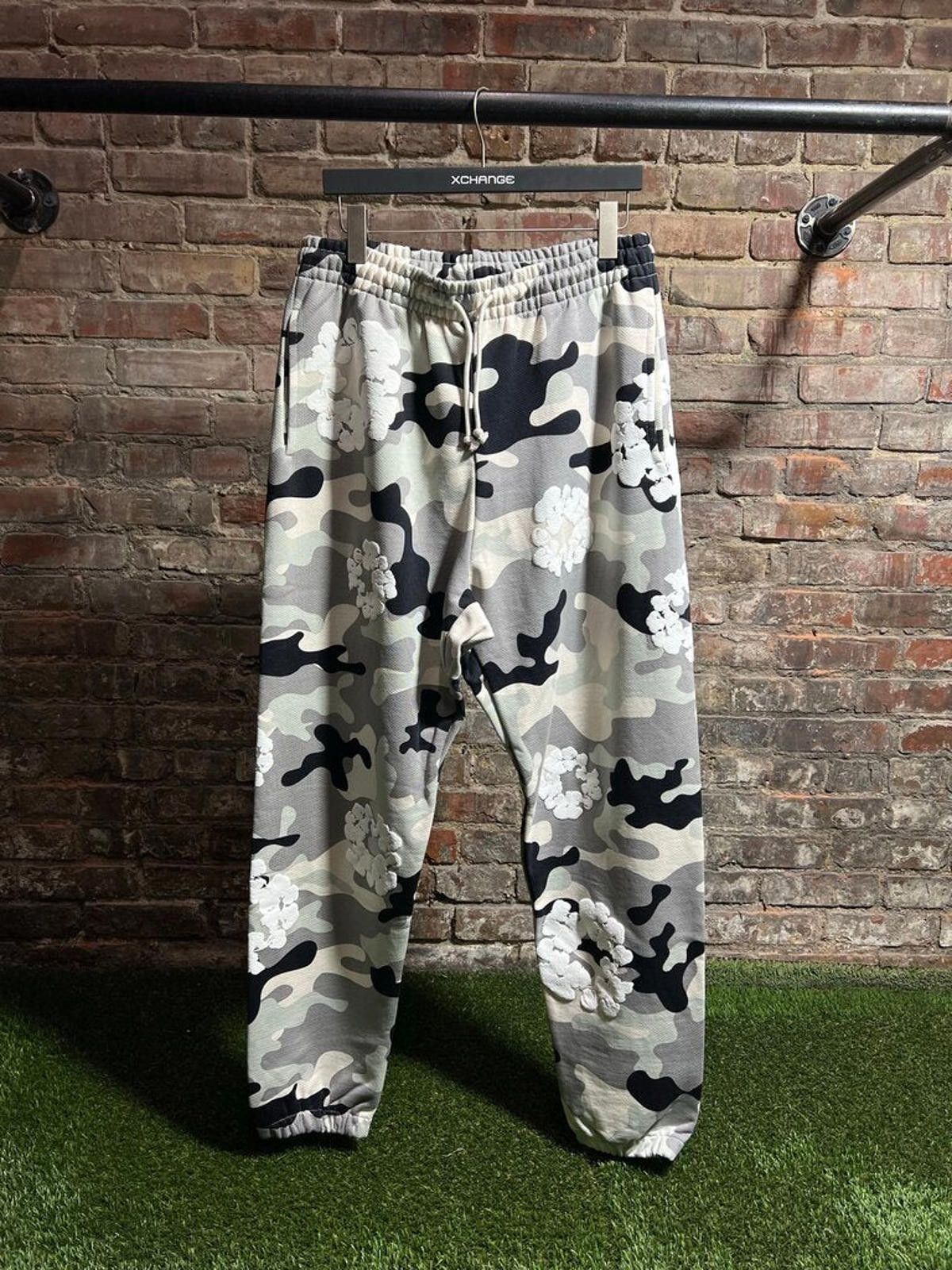 DENIM TEARS Denim Tears Grey/White Sweatpanst Sz. L Size ONE SIZE - 1 Thumbnail