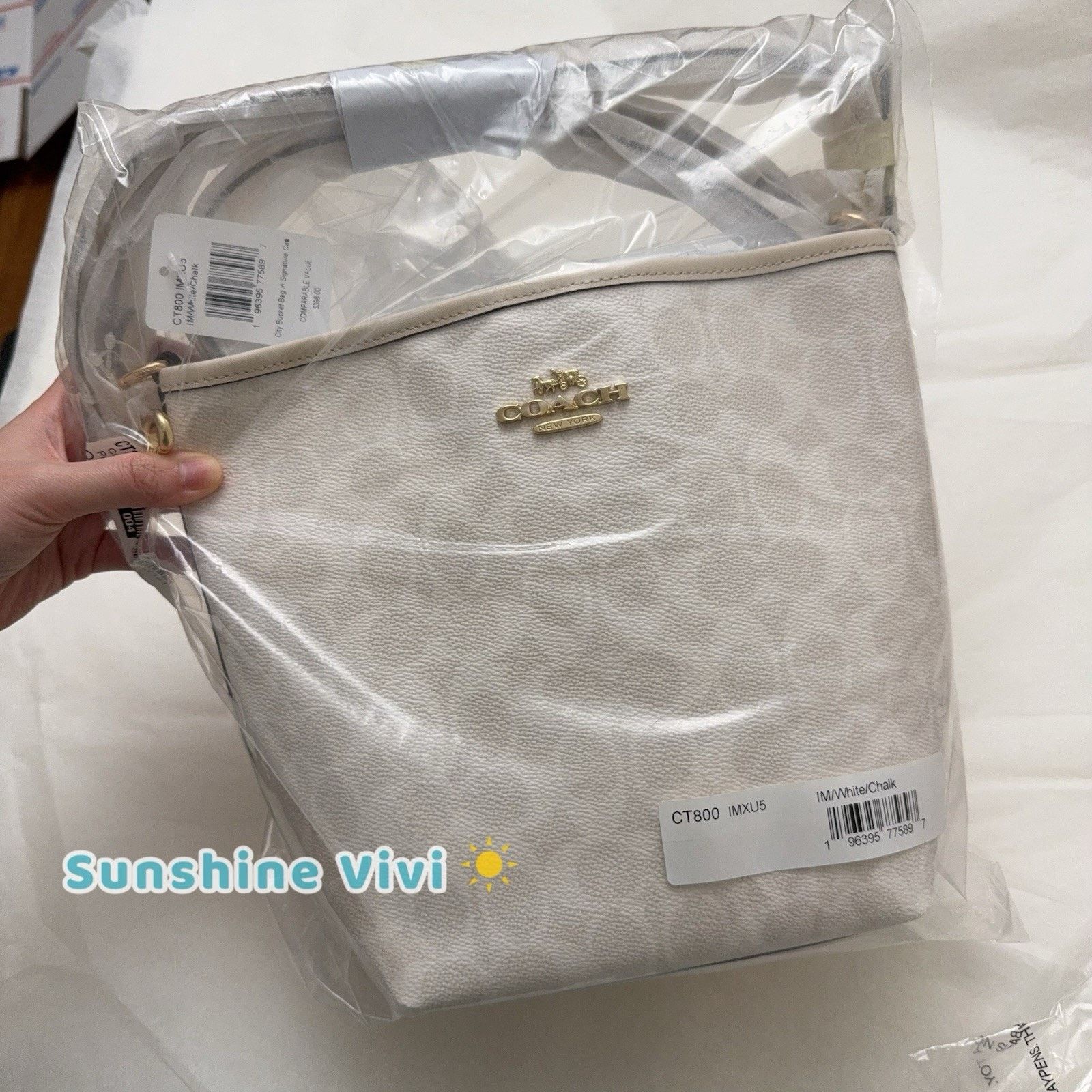 Coach NWT Coach City Bucket Bag Canvas CT800 Gold/White/Chalk Size ONE SIZE - 1 Thumbnail