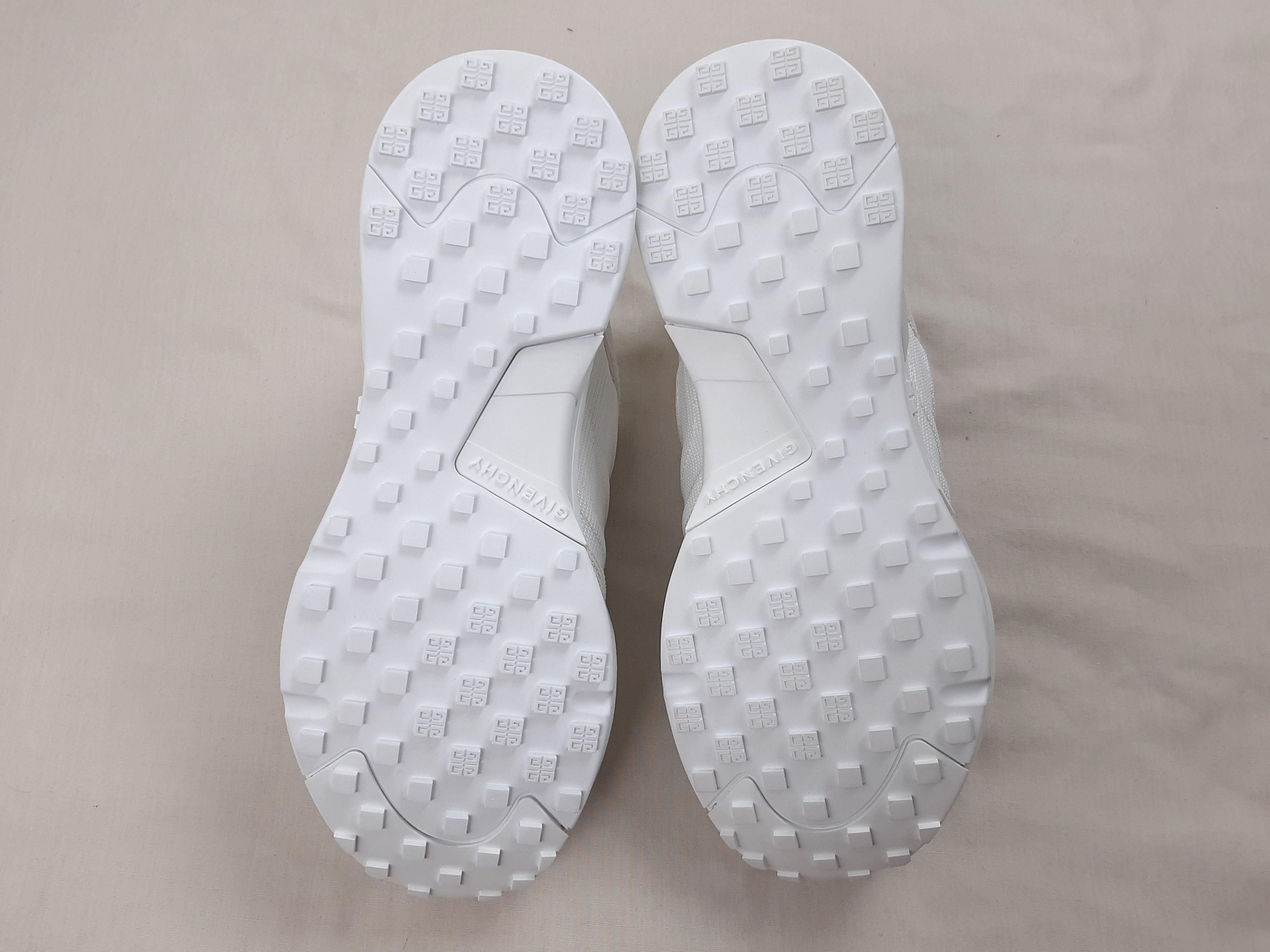 Givenchy Givenchy GIV 1 Sneakers Women's White Size US 8 EU 38 Size US 8 / IT 38 - 12 Thumbnail