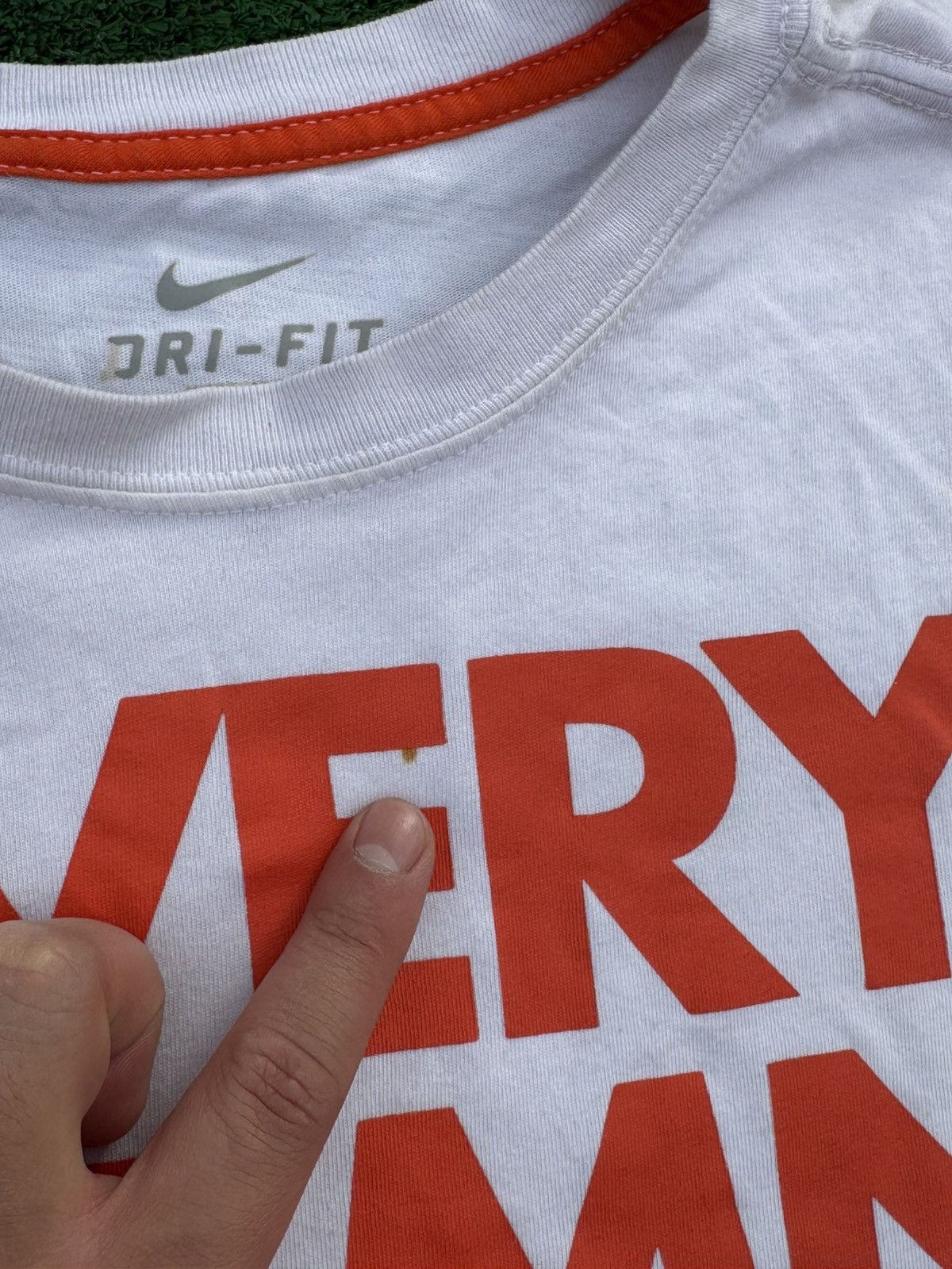 Nike ‘Every Damn Dunk’ Nike T-Shirt Size US L / EU 52-54 / 3 - 4 Thumbnail
