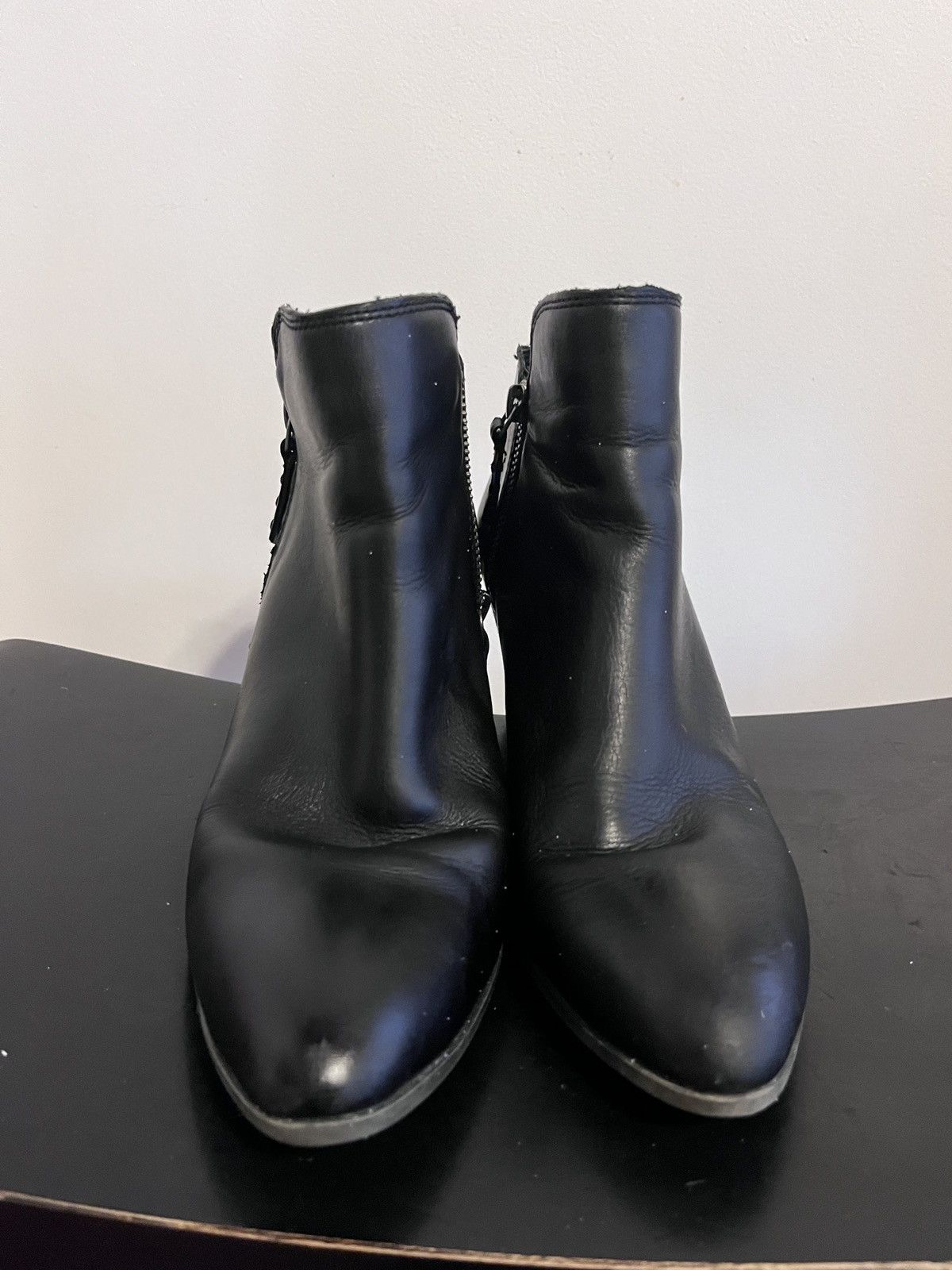 Frye Frye Black Leather Booties Size US 8.5 / IT 38.5 - 2 Thumbnail