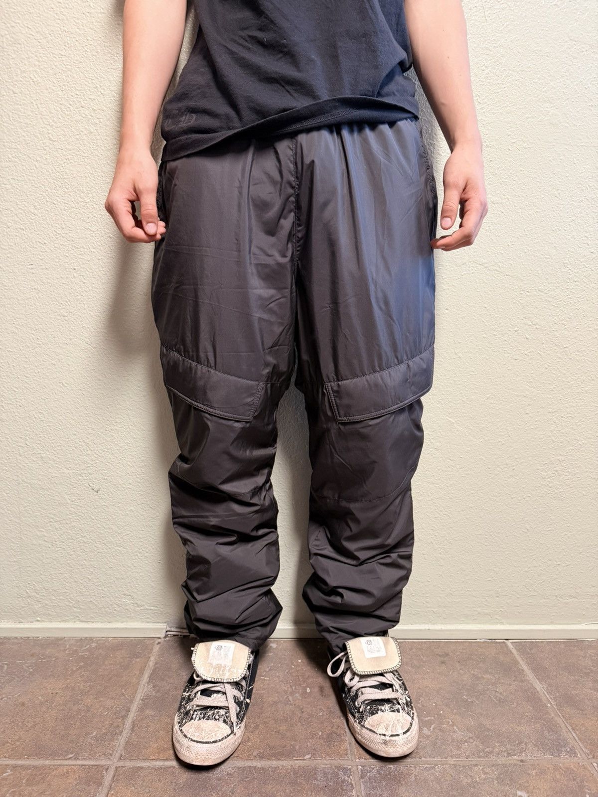 Essentials Essentials puffer cargo sweatpants Size US 34 / EU 50 - 1 Thumbnail
