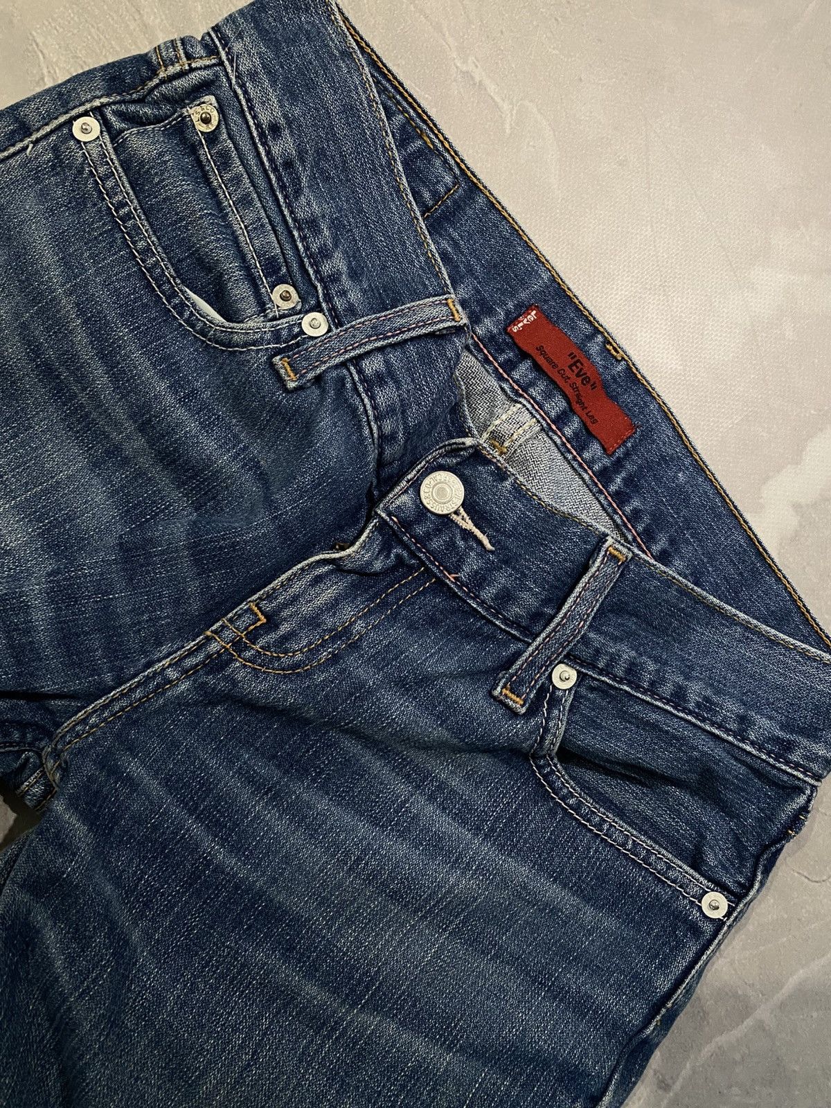 Levi's Vintage Y2K Denim — Avan Garde Style — Archive Sexy Fit Size US 30 / EU 46 - 2 Thumbnail