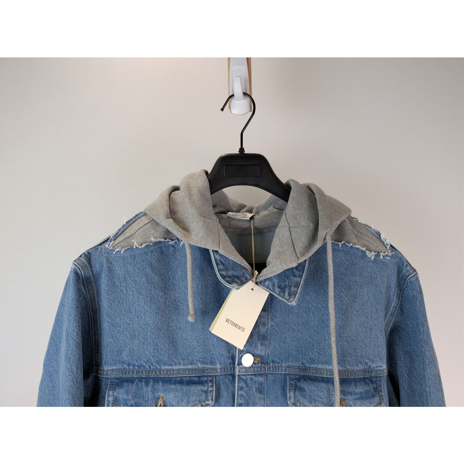 Vetements o1rshd1 Deconstructed Hooded Denim Jacket in Denim Mid Blue Size US M / EU 48-50 / 2 - 3 Thumbnail
