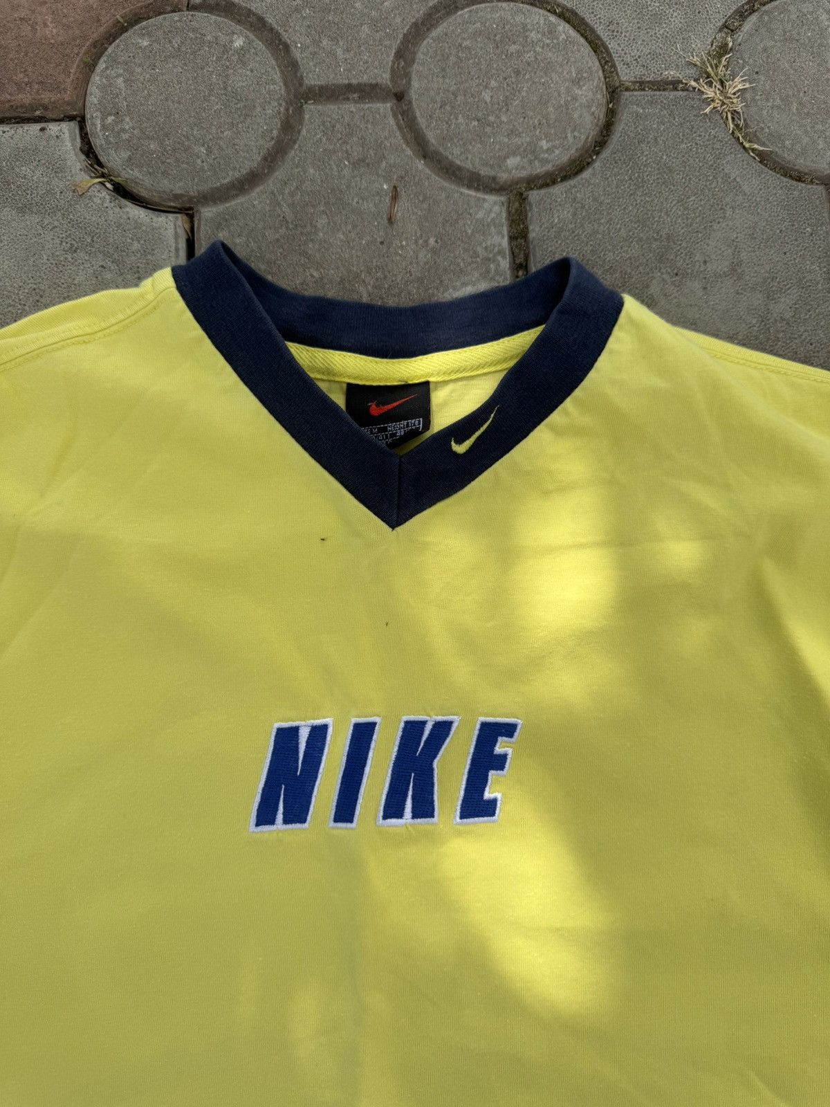 Nike Vintage Nike Spell Out Center Logo Tee Shirt Size US M / EU 48-50 / 2 - 3 Thumbnail