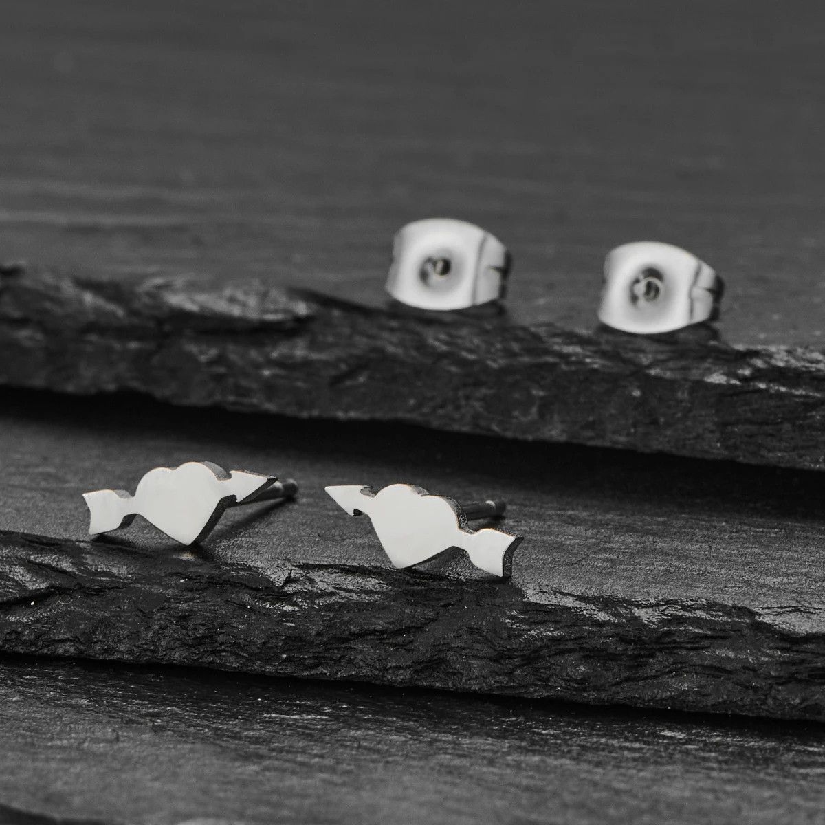 Jewelry Love Heart Arrow Mini Stud Earrings Charm Earring Gift Size ONE SIZE - 1 Preview
