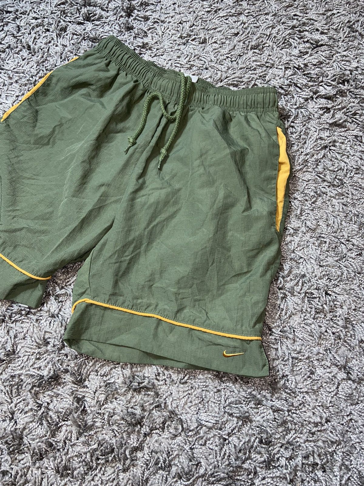 Nike × Vintage NIKE VINTAGE 00s NYLON MILITARY HUNTER STYLE SWOOSH SHORTS Size US 31 - 2 Thumbnail