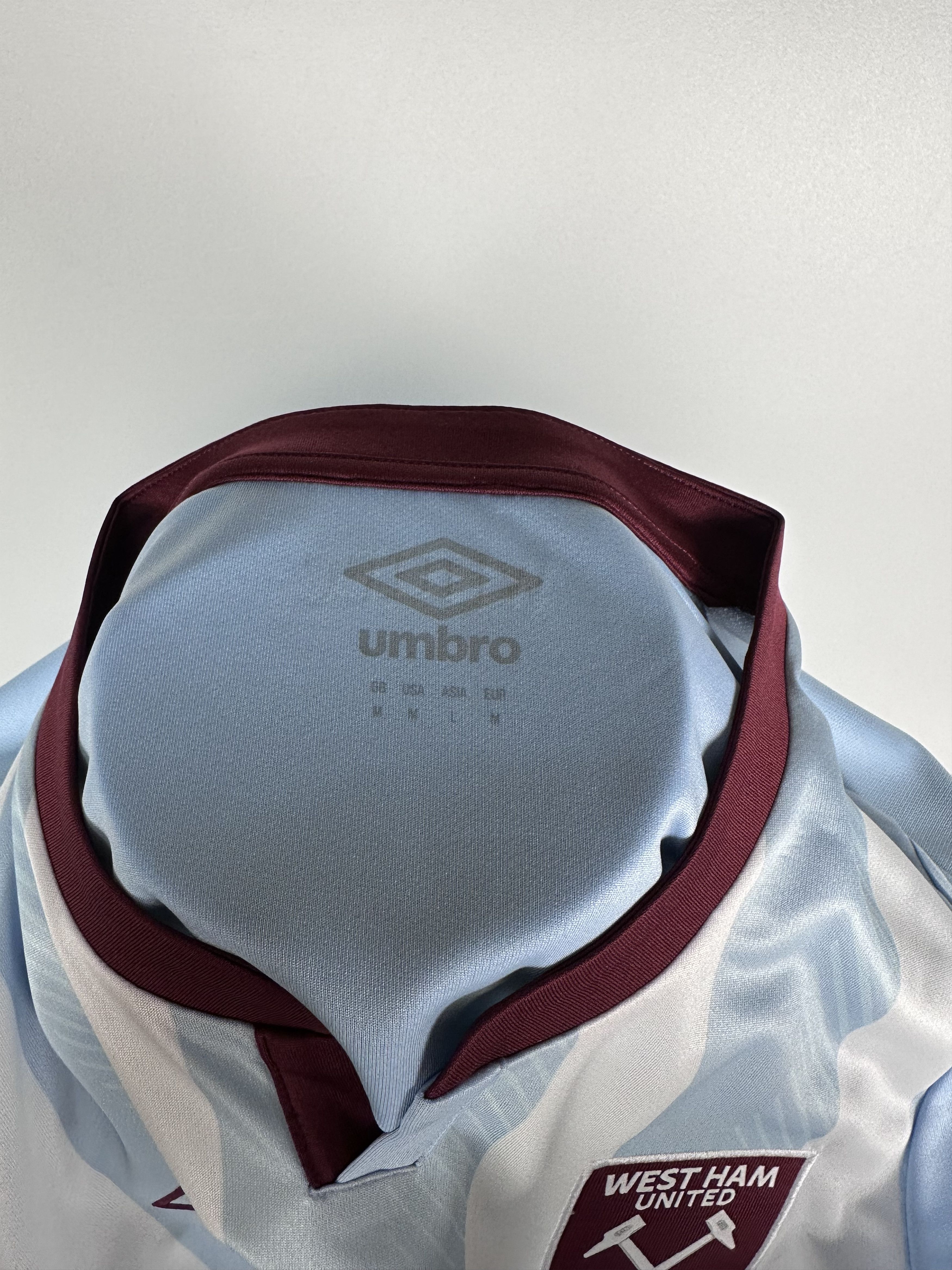 Umbro West Ham United 2021 2022 Football Shirt Soccer Jersey Umbro Size US M / EU 48-50 / 2 - 9 Thumbnail
