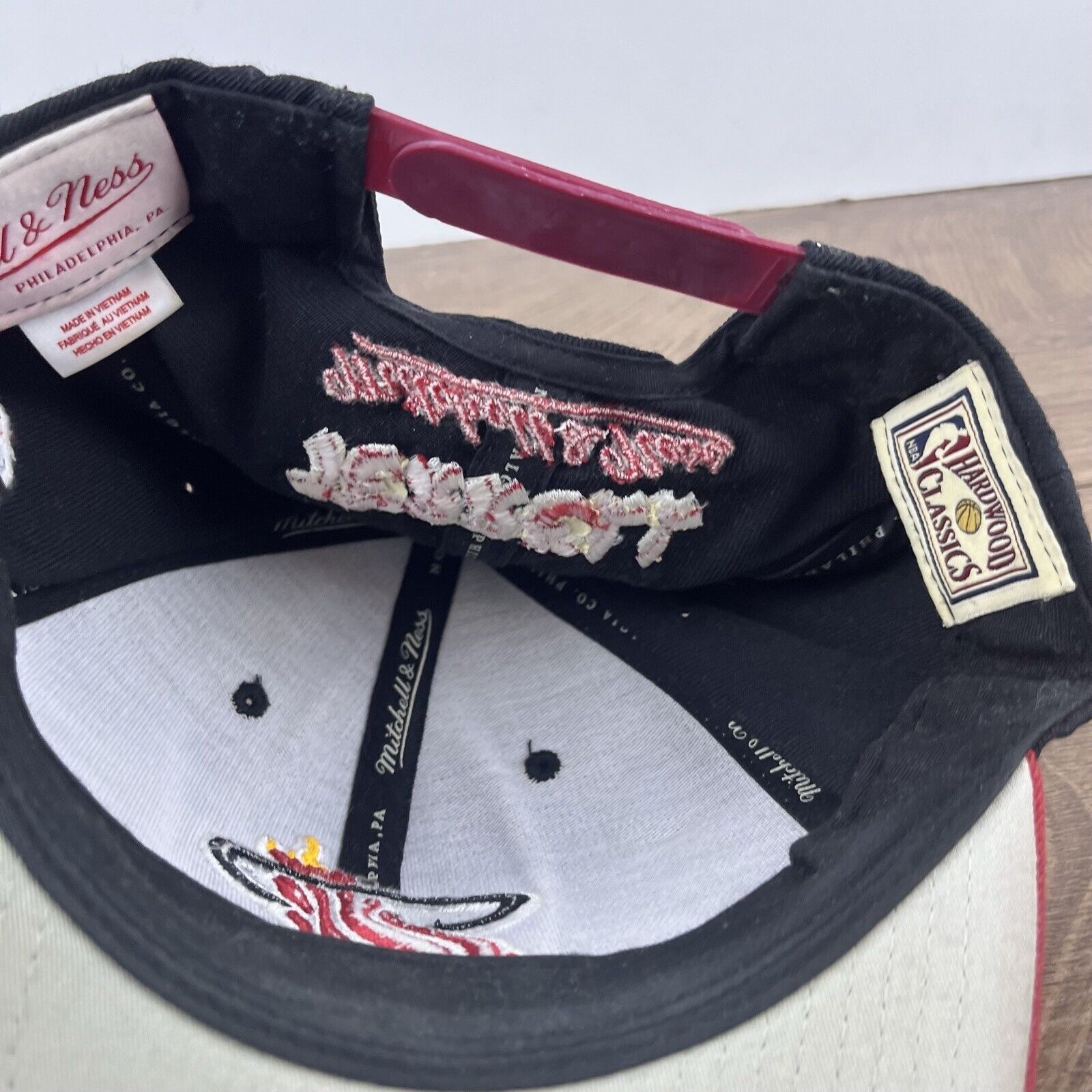 Mitchell & Ness Miami Heat Snapback Hat Black Mitchell & Ness Cap Adjustable Size ONE SIZE - 16 Thumbnail