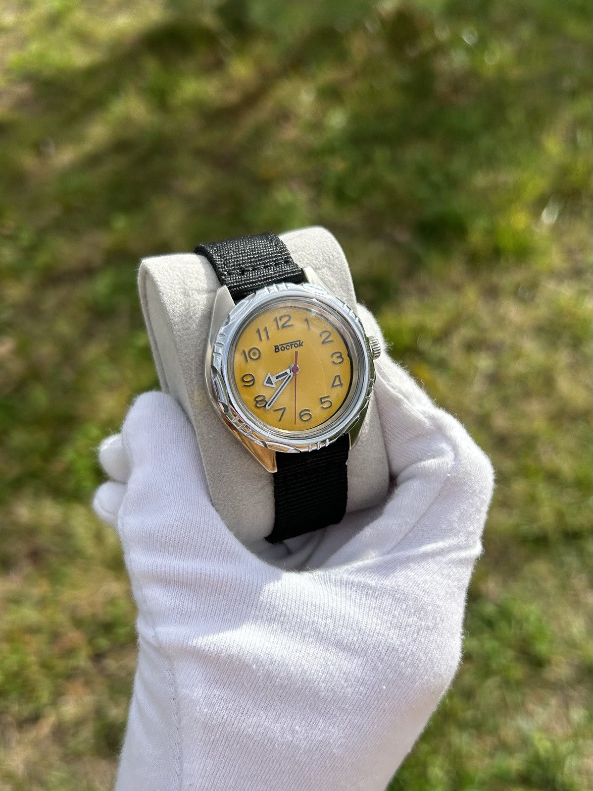 Vintage Vintage Watch Vostok USSR Soviet Mechanical Wristwatch 1980 Size ONE SIZE - 4 Thumbnail