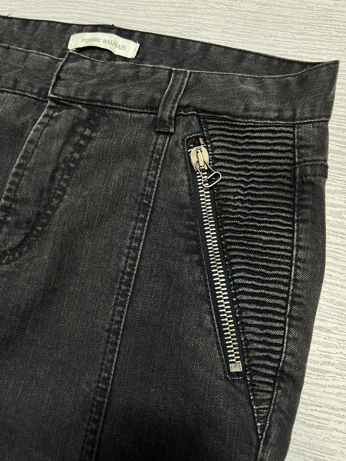 Pierre Balmain Pierre Balmain - Washed Zip Pocket Ankle Zip Biker Jeans Size US 32 / EU 48 - 12 Thumbnail