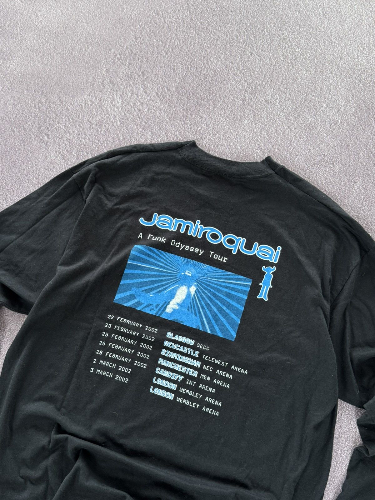 Band Tees Vintage 2002 Jamiroquai A Funk Odyssey Tour T Shirt Rare Size US XL / EU 56 / 4 - 9 Thumbnail