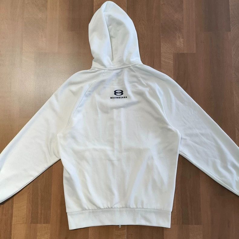 Balenciaga Balenciaga White Zip Hoodie Sweatshirt Size US S / EU 44-46 / 1 - 1 Thumbnail
