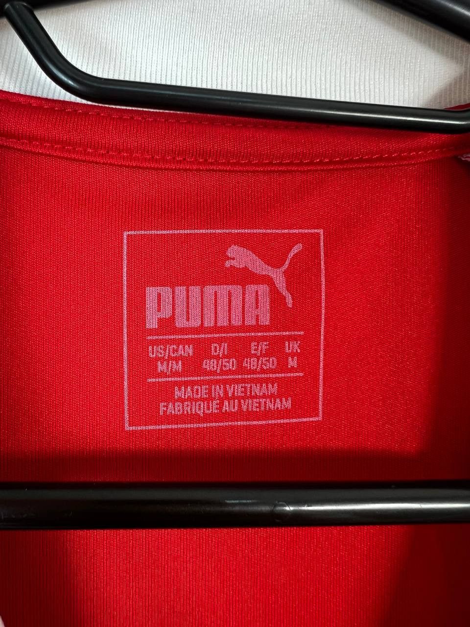 Puma Fleetwood Town 2017/18 Puma Home Soccer Jersey Shirt Size M Size US M / EU 48-50 / 2 - 3 Thumbnail