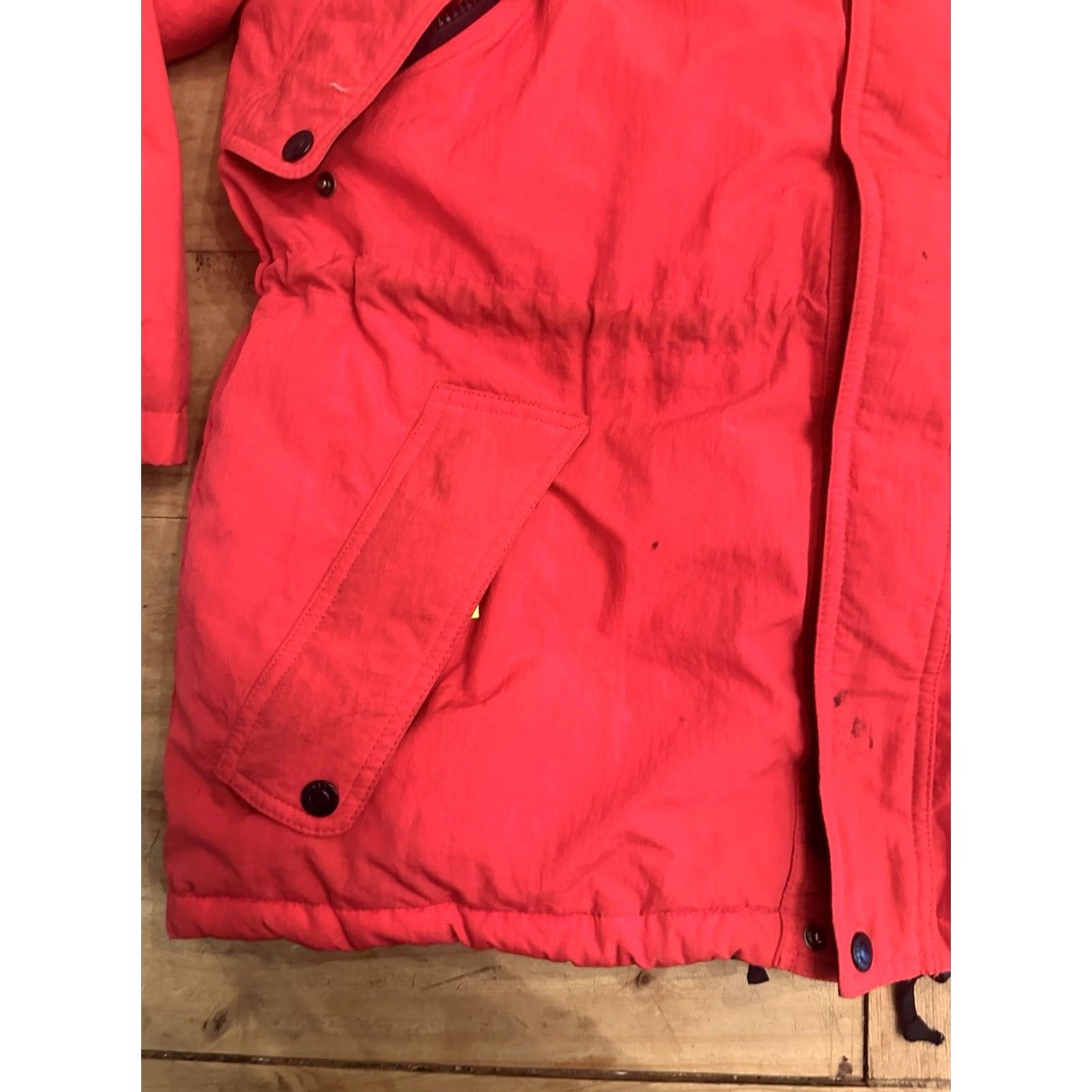 Marlboro Marlboro Country Store Jacket Parka Down Red Medium Men M Duck Down Coat Nations Countries Nylon Lining Nylon Shell Pre-owned Size US M / EU 48-50 / 2 - 3 Thumbnail