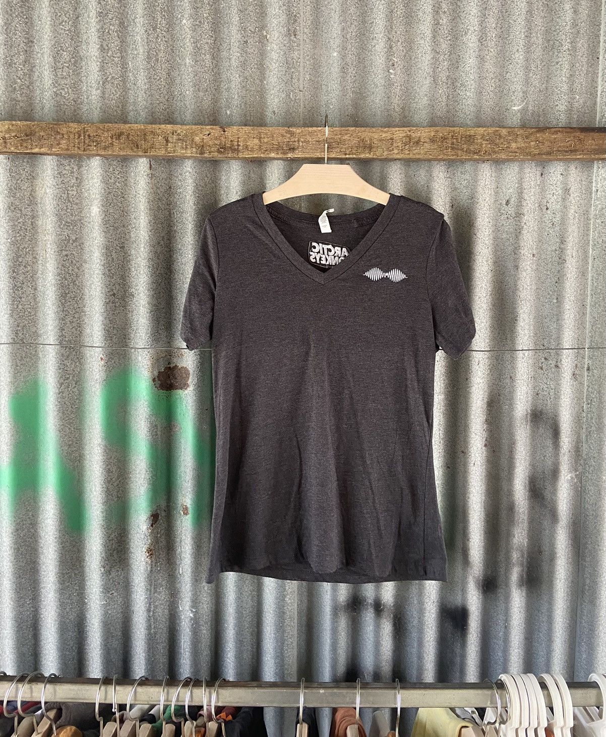 Band Tees ARCTIC MONKEY DO I WANNA KNOW ? Size S / US 4 / IT 40 - 1 Thumbnail