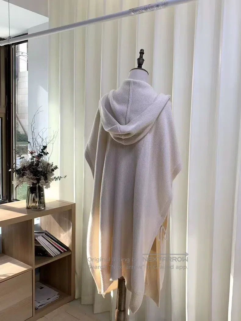 Hermes Hermes size TU Cashmere Knit Hooded Coat Size M / US 6-8 / IT 42-44 - 2 Thumbnail