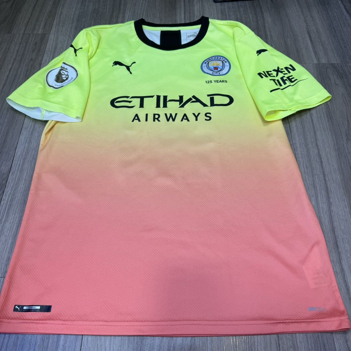 Puma Manchester City 19/20 away shirt #10 Kun aguero Size US L / EU 52-54 / 3 - 1 Thumbnail