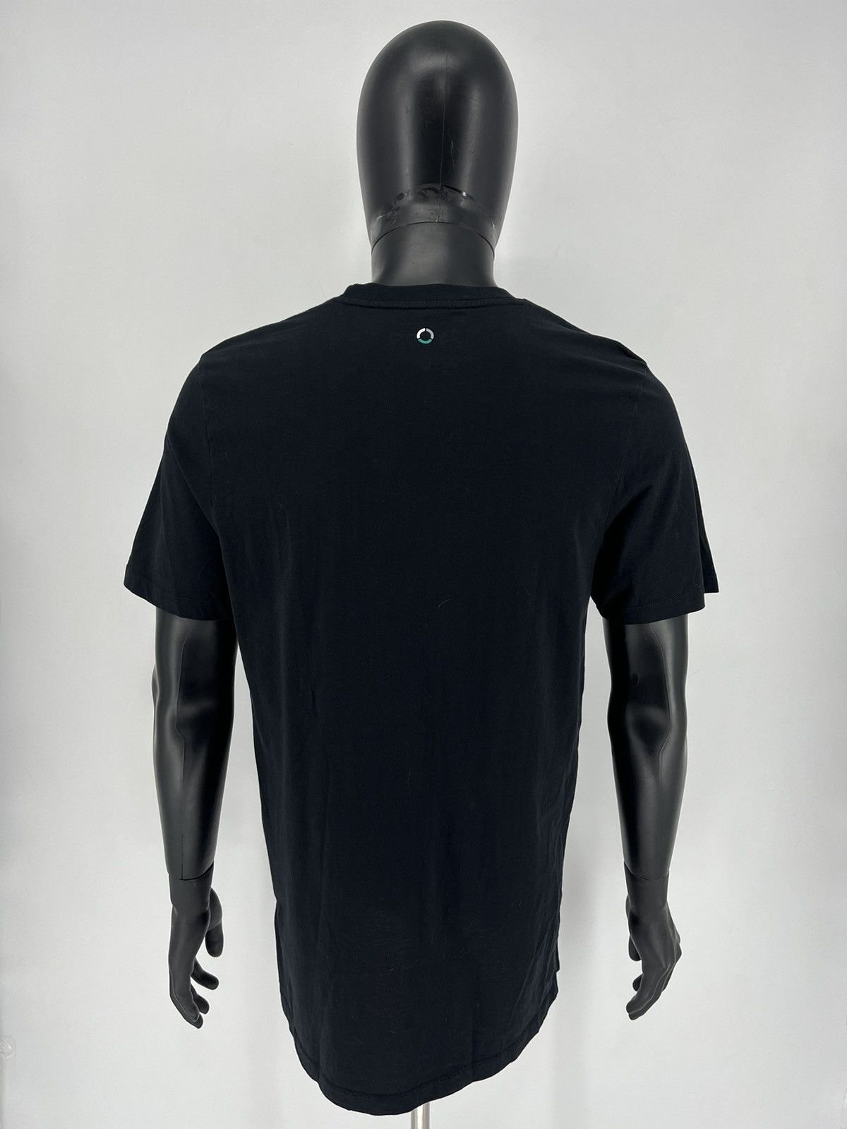 Mercedes-Benz Mercedes Benz AMG Petronas F1 Team Racing Tee Shirt Size L Size US L / EU 52-54 / 3 - 6 Thumbnail