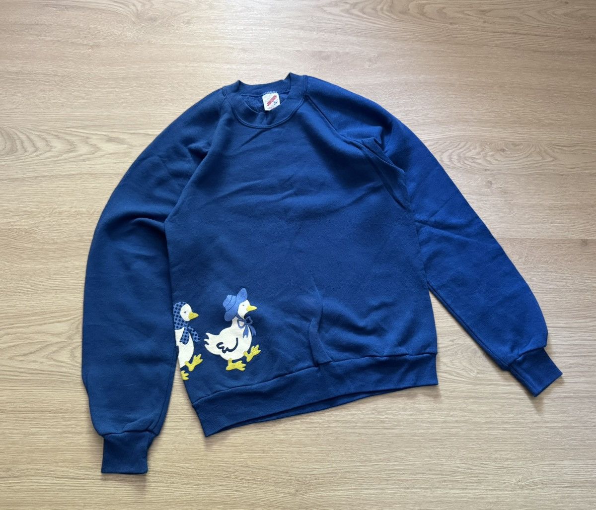 Vintage Vintage 90s Jerzees Women’s Made In USA Duck Blue Sweatshirt Size S / US 4 / IT 40 - 1 Thumbnail