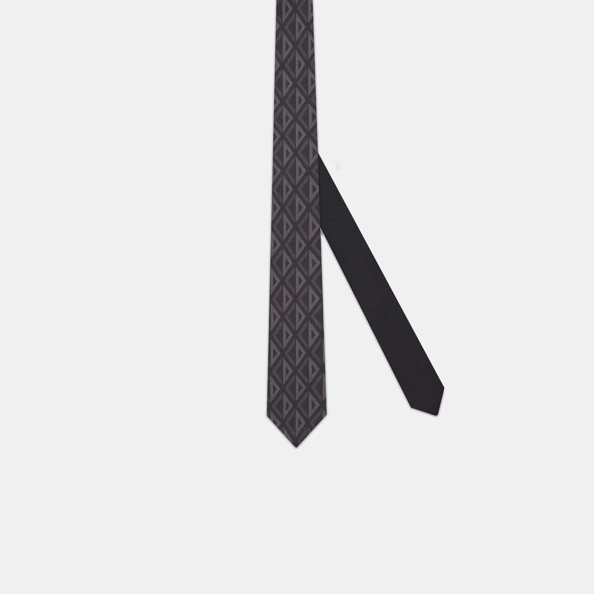 Dior o1bcso1str1224 Size: OS/ CD Diamond Reversible Tie in Black Size ONE SIZE - 2 Thumbnail