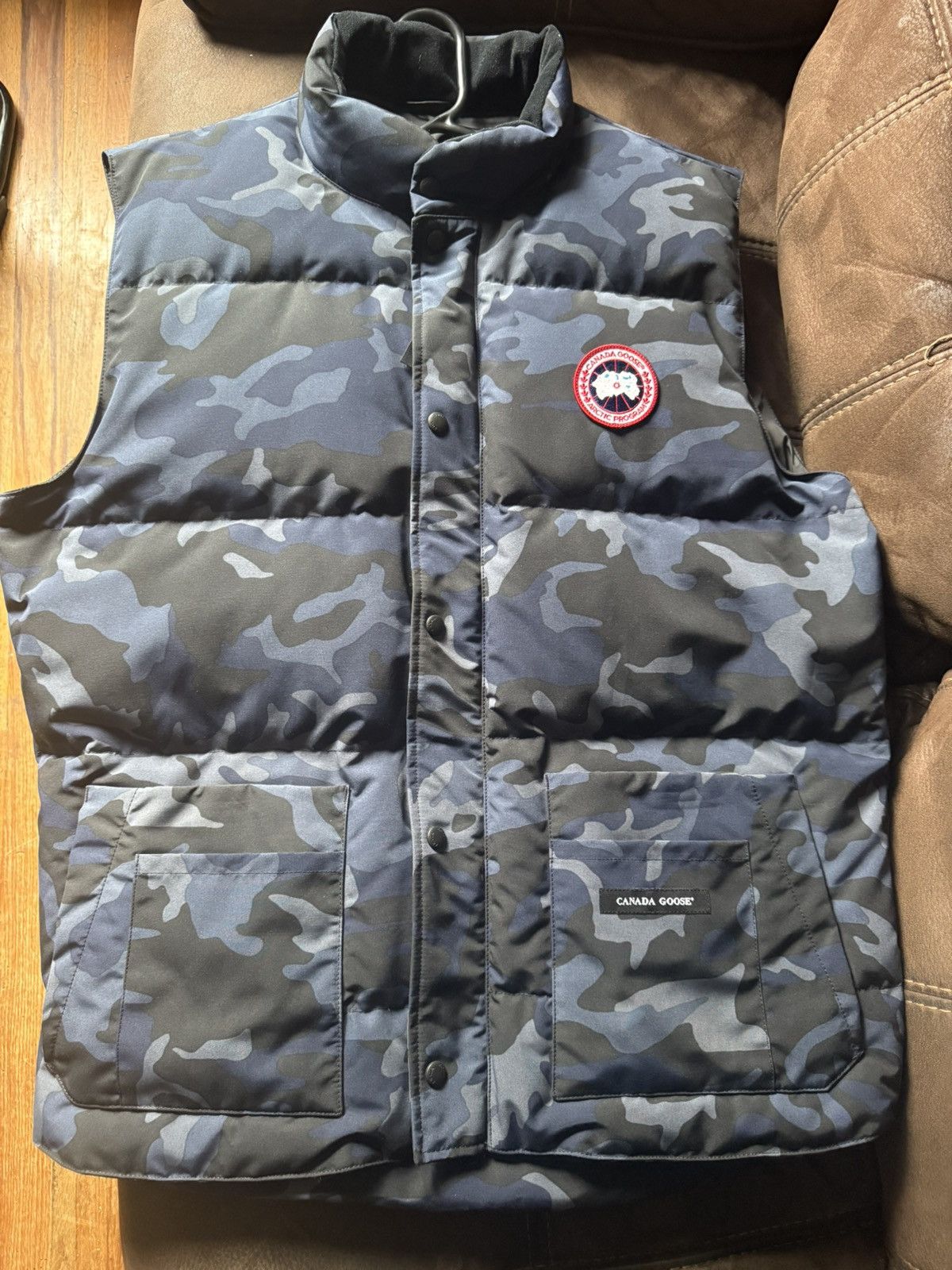Canada Goose Canada Goose camouflage vest Size US XXL / EU 58 / 5 - 1 Thumbnail