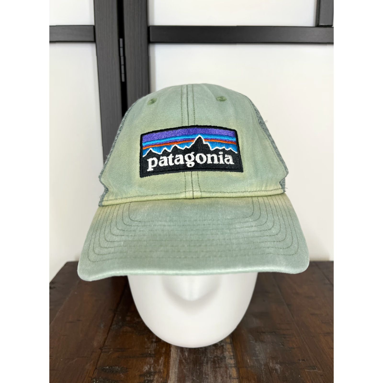 Patagonia Patagonia Hat Cap Snap Back Adult One Size Green Fitz Roy Embroidered Trucker Hat/Cap Size ONE SIZE - 2 Thumbnail