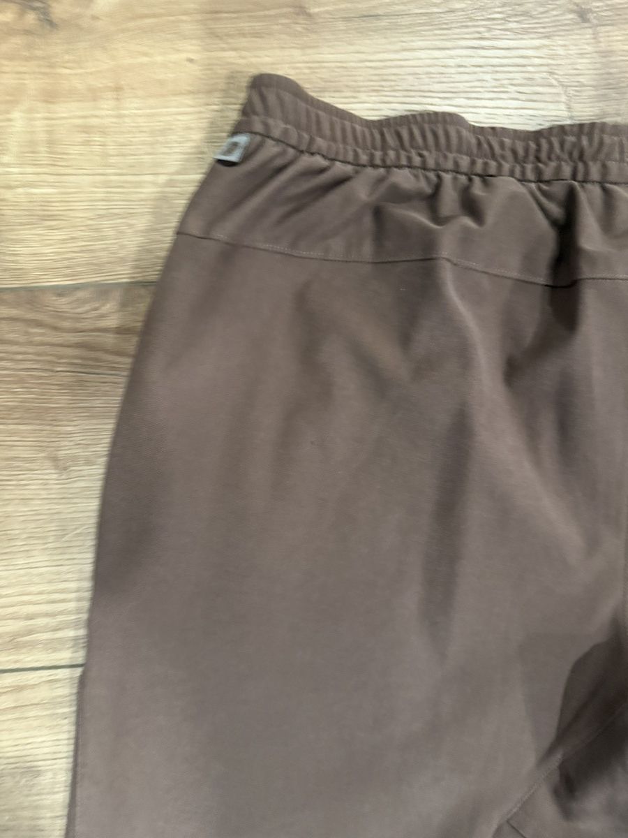Lululemon Lululemon pants Size US 40 / EU 56 - 5 Thumbnail