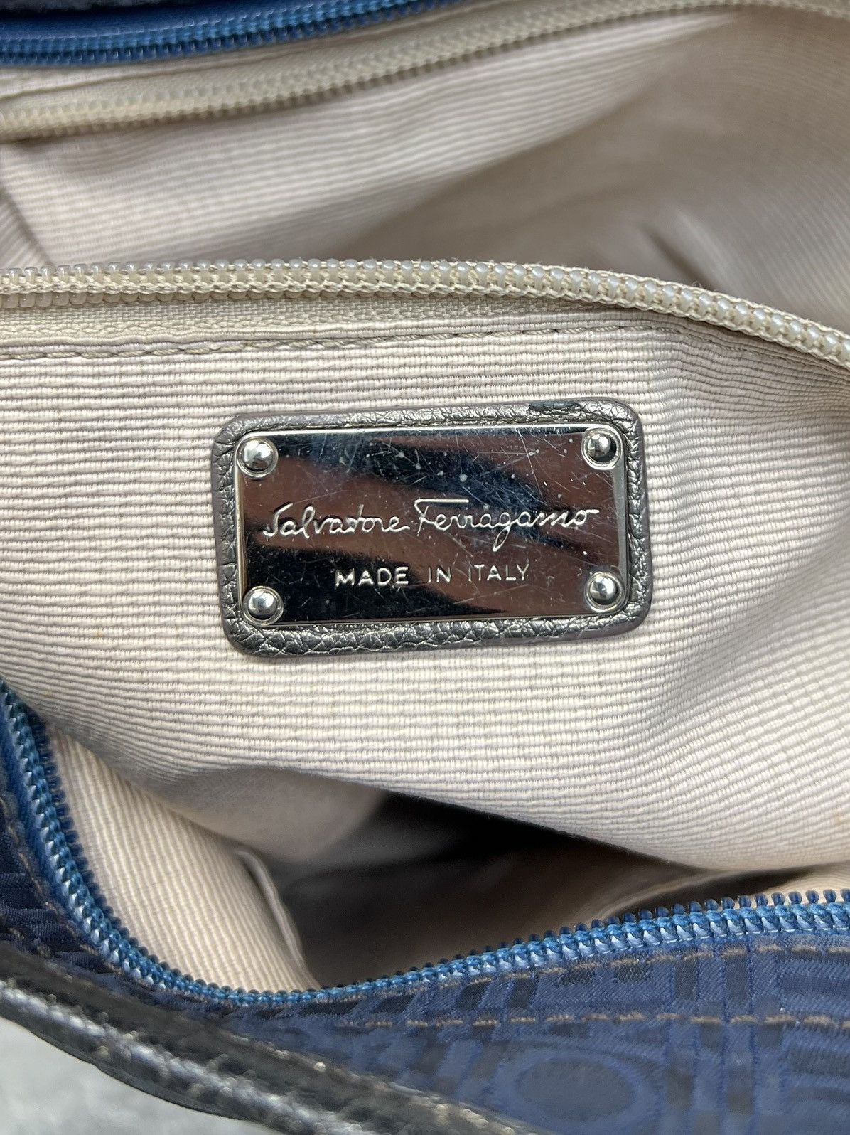 Salvatore Ferragamo Salvatore Ferragamo Made in Italy Multi Logo Handbag Size ONE SIZE - 5 Thumbnail