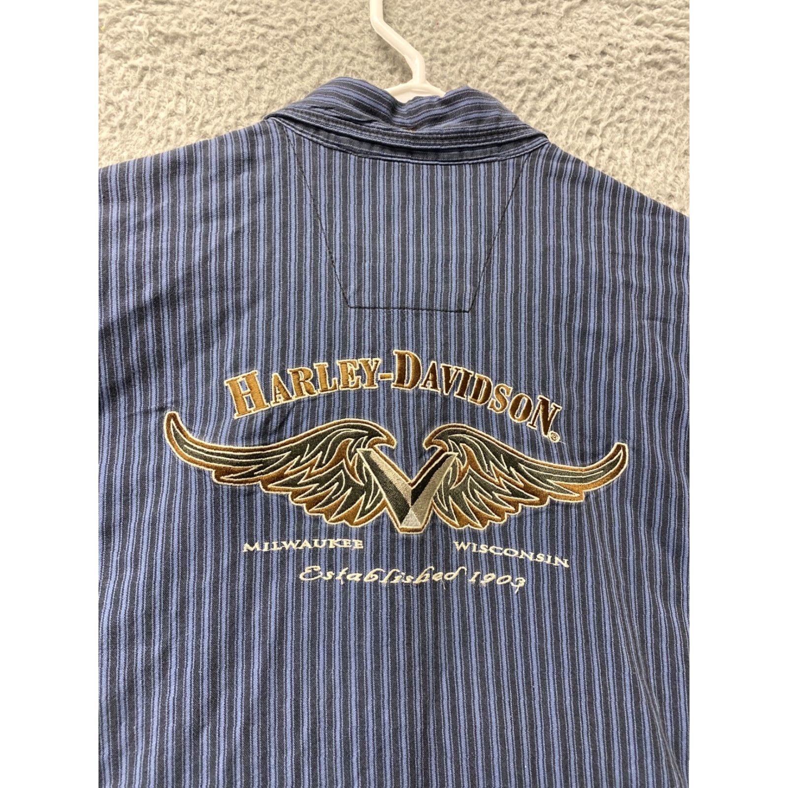 Harley Davidson VINTAGE Harley-Davidson SHIRT Men XL Blue Striped Button-Up Motorcycle 104-24 Mens Size US XL / EU 56 / 4 - 8 Thumbnail