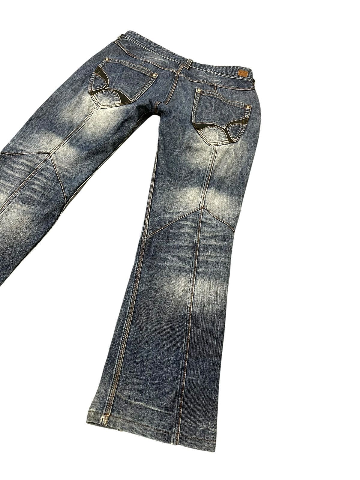 Japanese Brand Slim Slight Flare Jeans Nicole Club Distress Boot Cut 2🟦4 Size US 31 - 3 Thumbnail