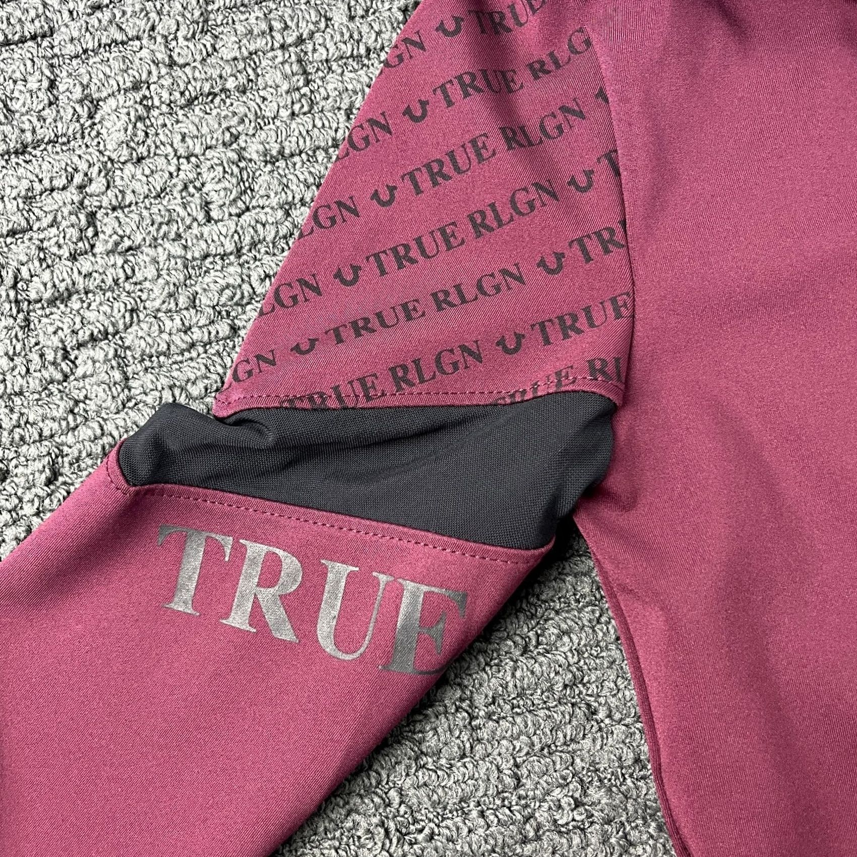 True Religion True Religion Hoodie XS Womens Burgundy Red Full Zip Jacket Monogram Logo Zipper Hooded Size XS / US 0-2 / IT 36-38 - 5 Thumbnail