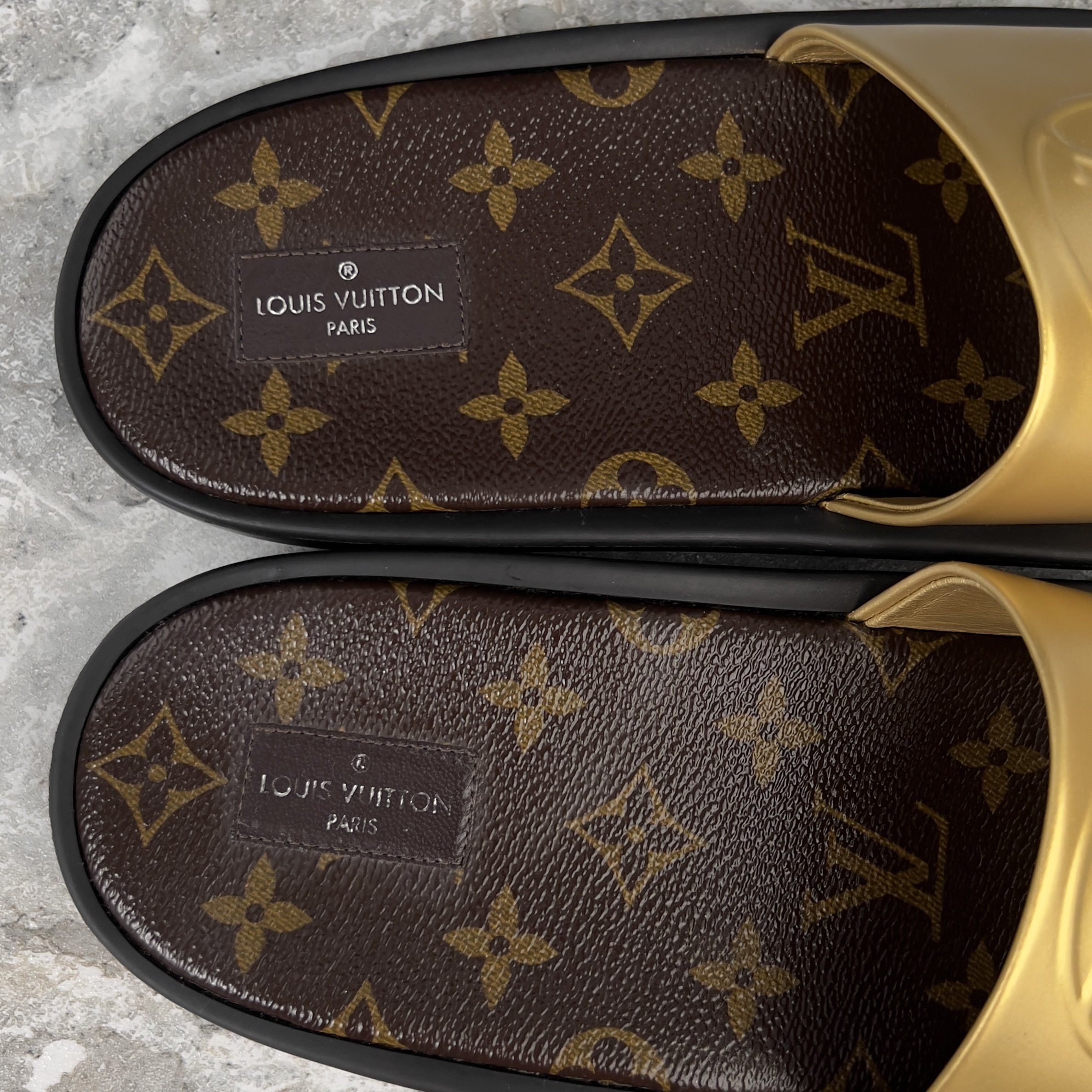 Louis Vuitton Sunbath Mules LV Monogram Size US 8 / IT 38 - 9 Thumbnail