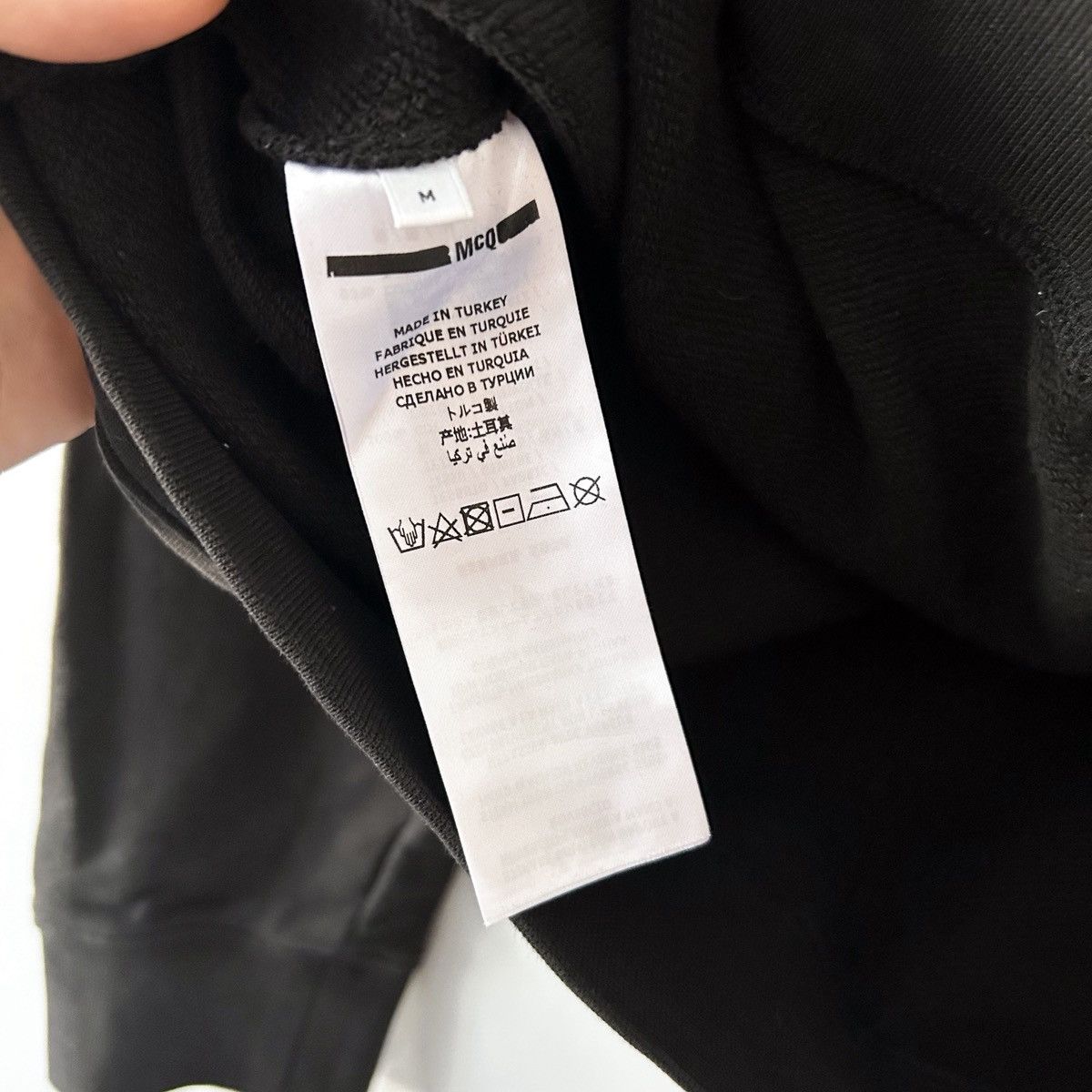 Alexander McQueen Alexander McQueen McQ sweatshirt Pixel Mad velvet monster Size US M / EU 48-50 / 2 - 5 Thumbnail
