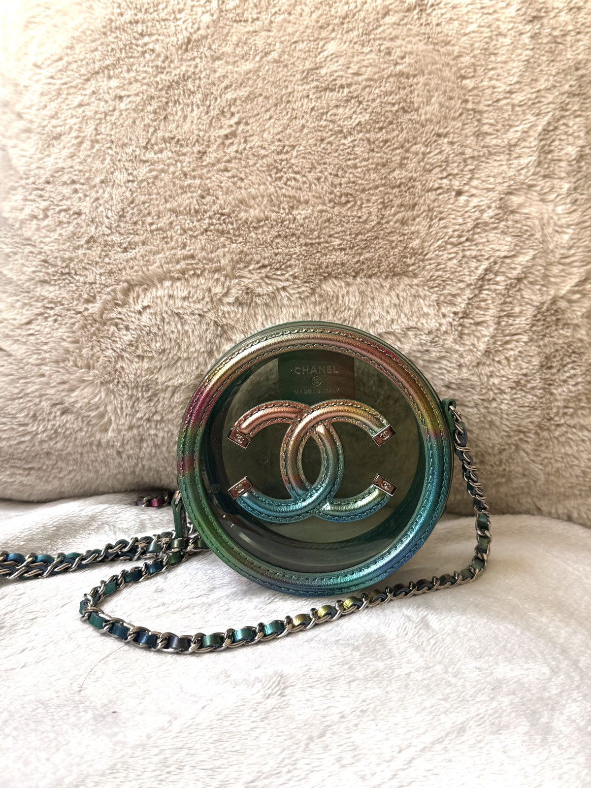 Chanel CHANEL PVC Lambskin Filigree Round Clutch With Chain green Size ONE SIZE - 1 Thumbnail