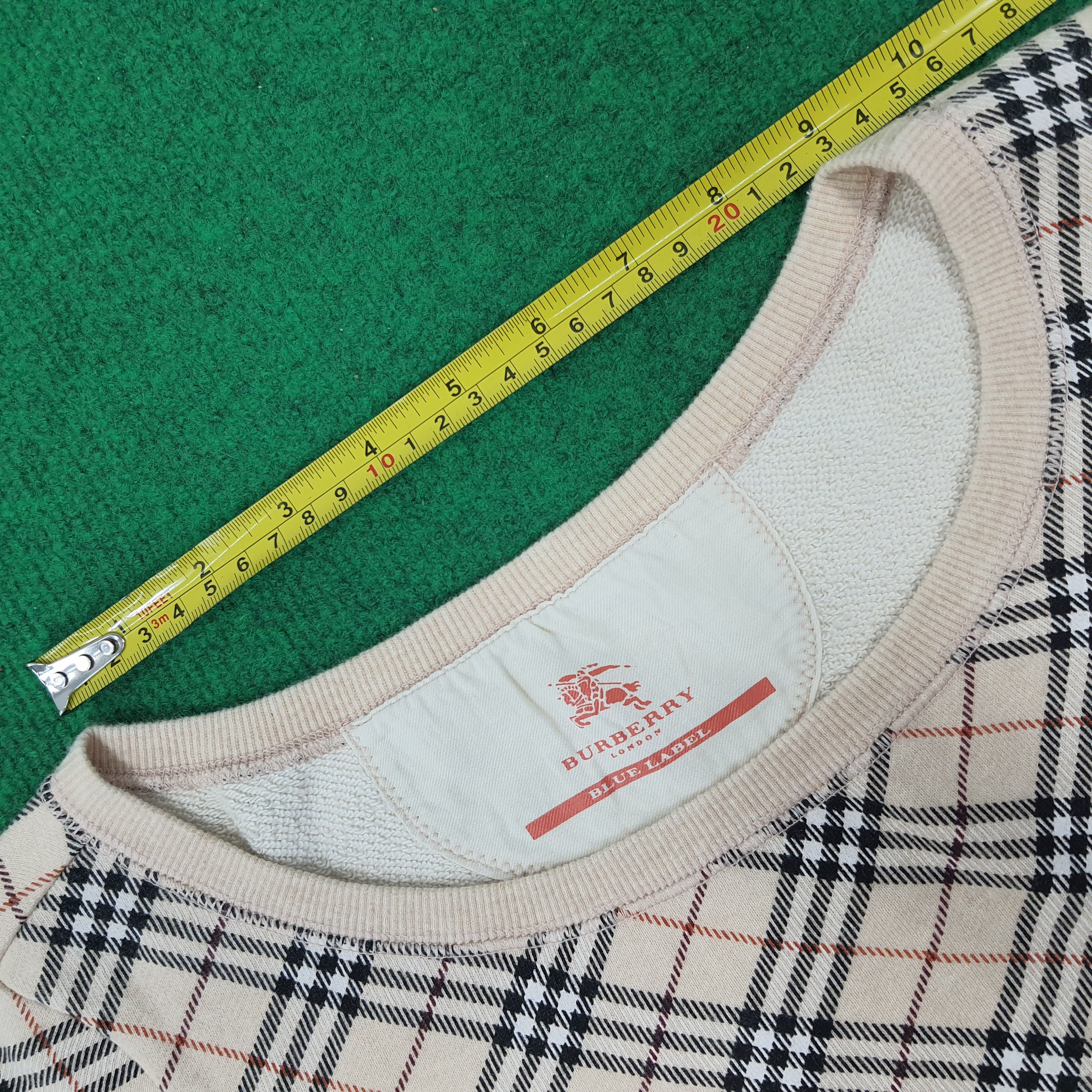 Burberry × Vintage Vintage Burberry London Blue Label Noca Check Crop Top Size XS / US 0-2 / IT 36-38 - 8 Thumbnail
