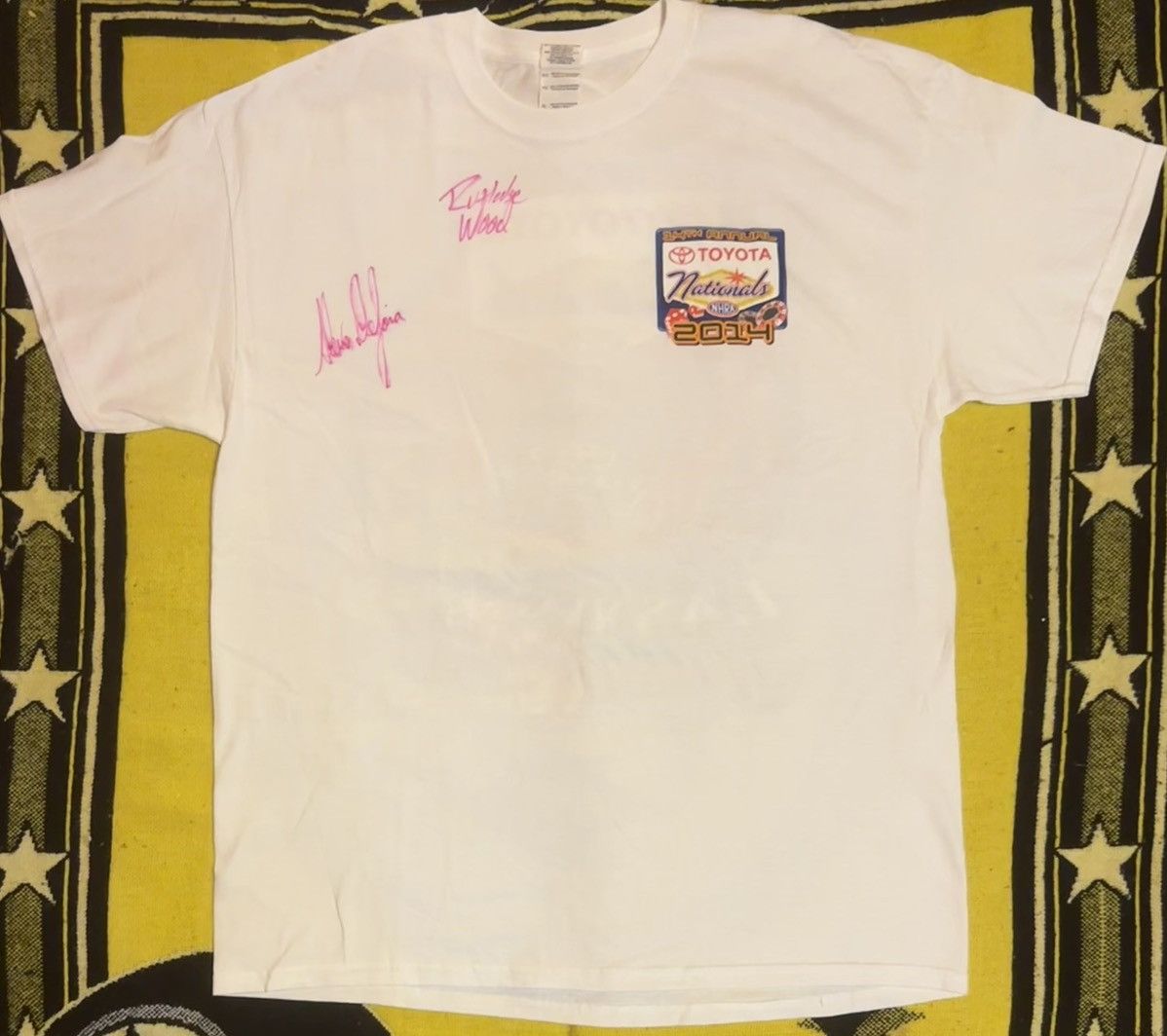 Gildan AUTOGRAPH Alexis DeJoria/Rutledge Wood NHRA Nationals Tee XL Size US XL / EU 56 / 4 - 1 Thumbnail
