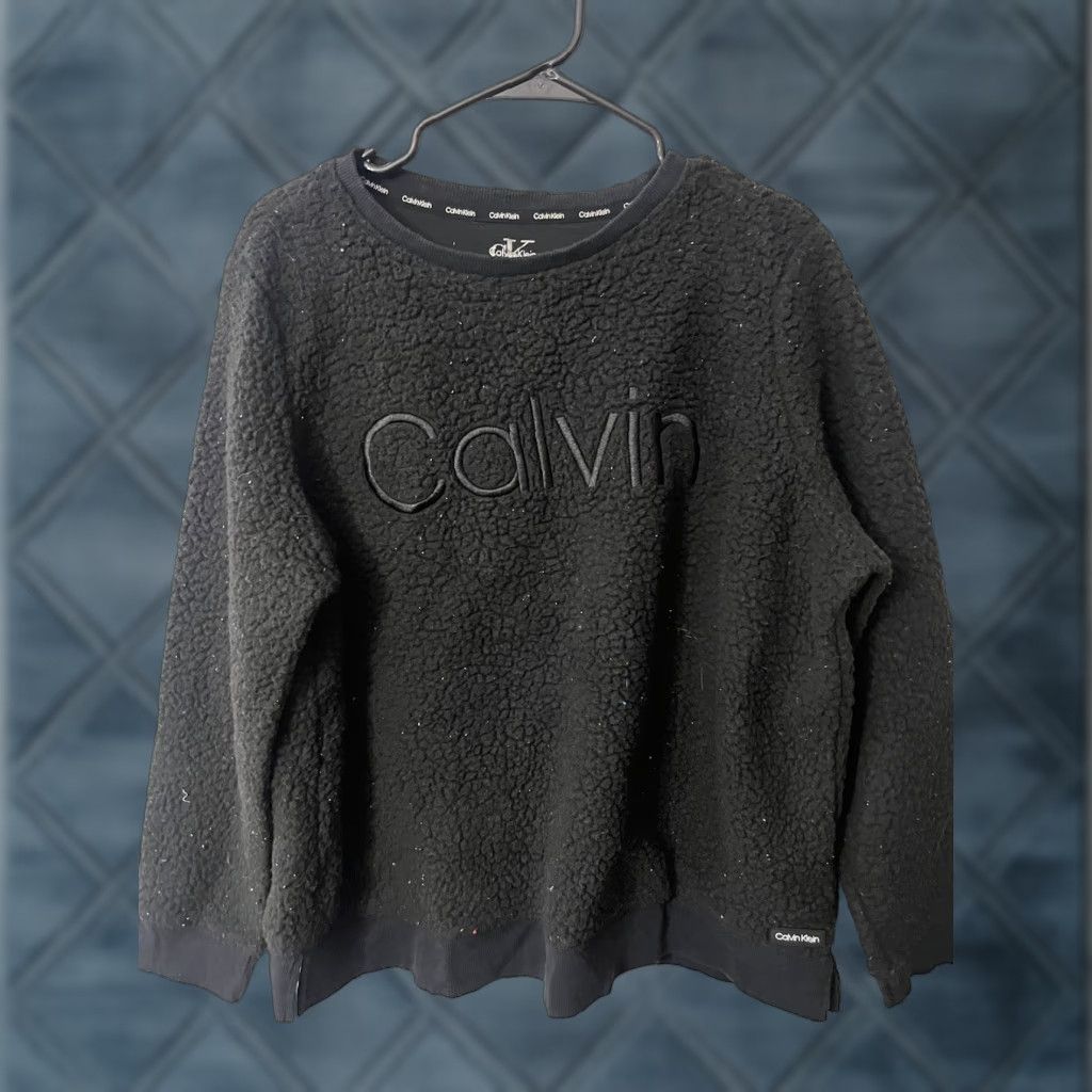 Calvin Klein Calvin Klein Sweatshirt Black Size L Pullover Crewneck Sherpa Teddy Bear Women's Size L / US 10 / IT 46 - 1 Thumbnail