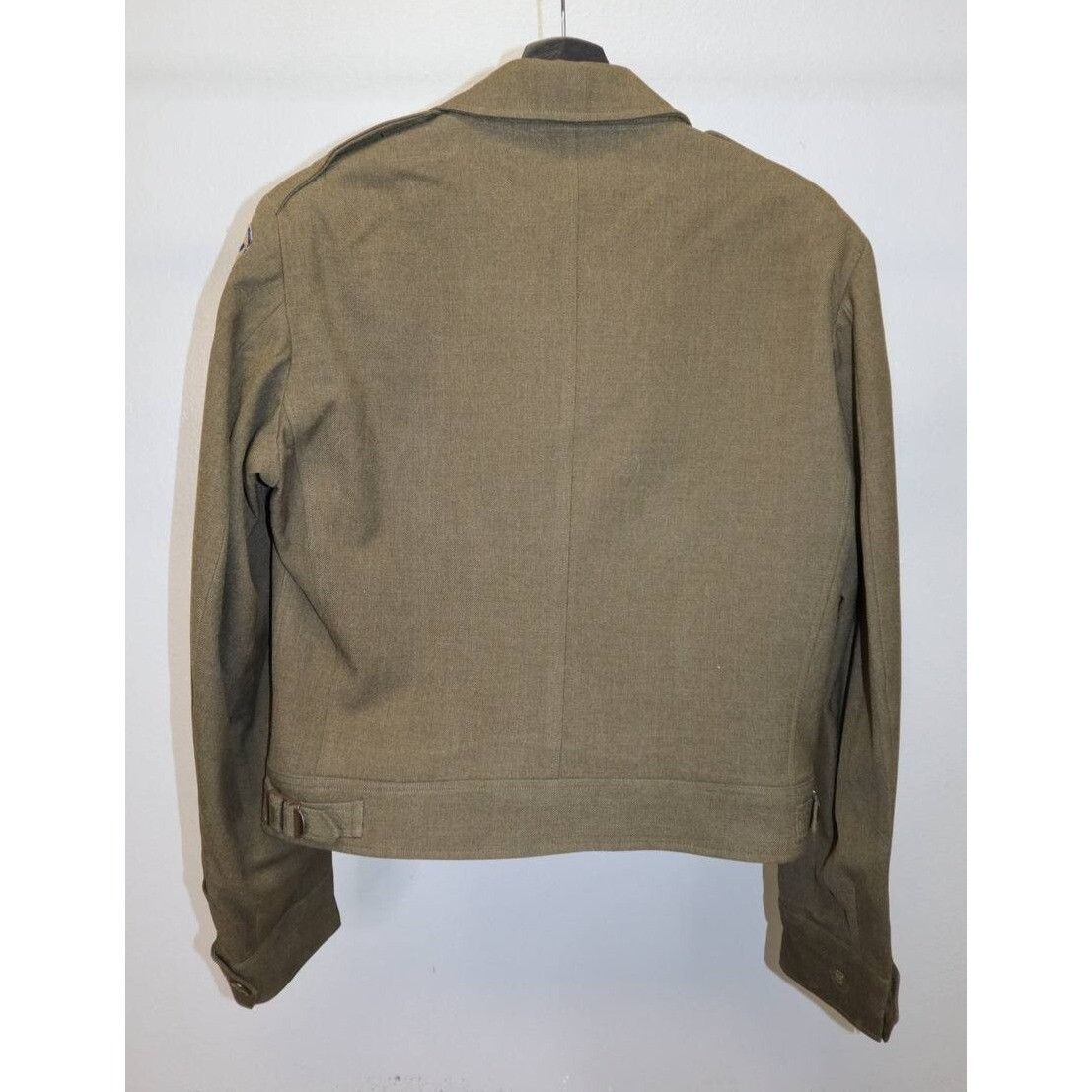 Vintage WWII USAAF 3rd Service Ike Jacket Cut-Down Sz 36L AAF Size US L / EU 52-54 / 3 - 5 Thumbnail