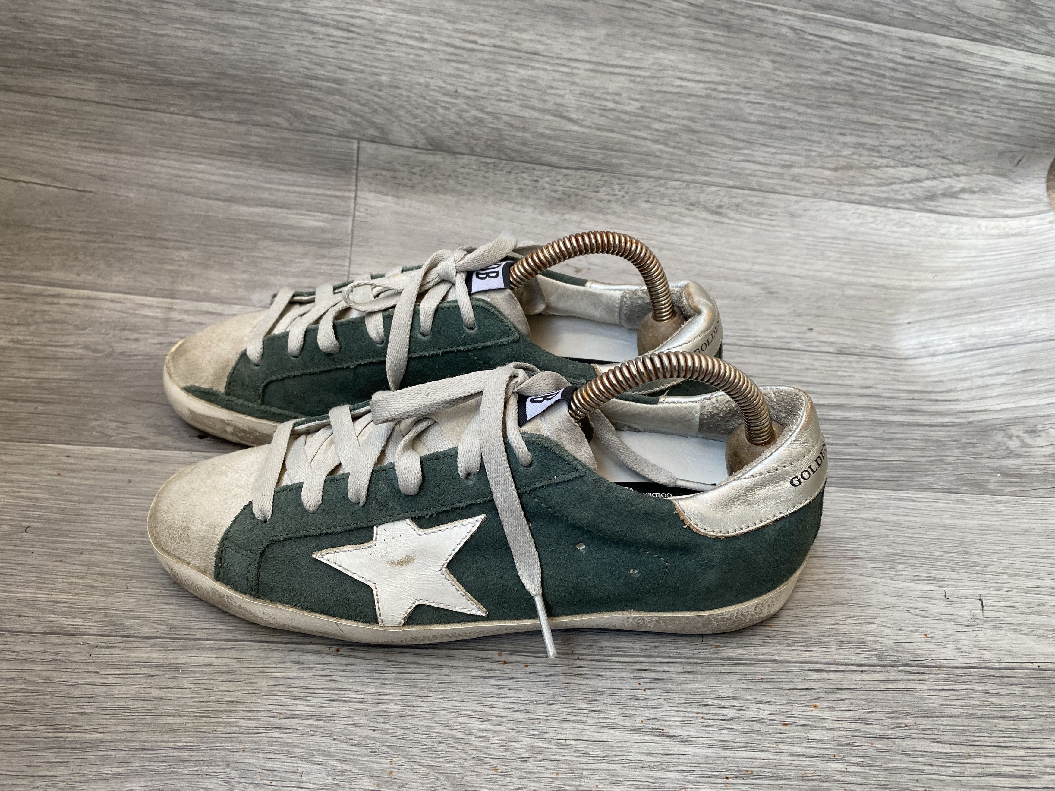 Golden Goose Golden goose superstar low top distressed sneakers sz 37 Size US 7 / IT 37 - 4 Thumbnail