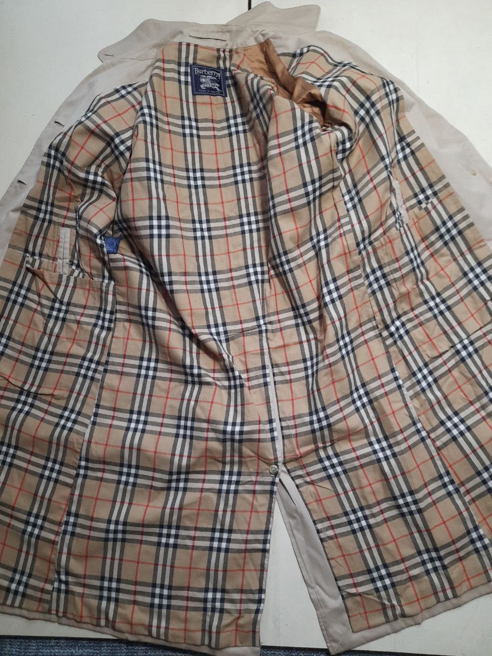 Burberry × Vintage Burberrys Coat Vintage 90's Size XL / US 12-14 / IT 48-50 - 11 Thumbnail