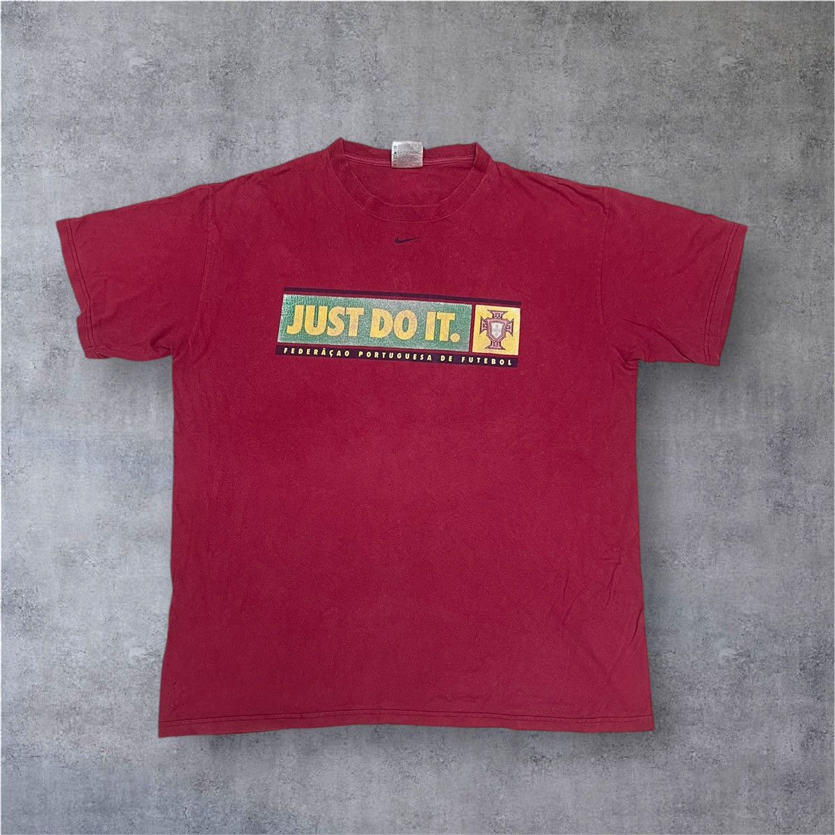 Nike Vintage Nike Centre Just Do It Portugal Tshirt Oversized Size US XL / EU 56 / 4 - 1 Thumbnail