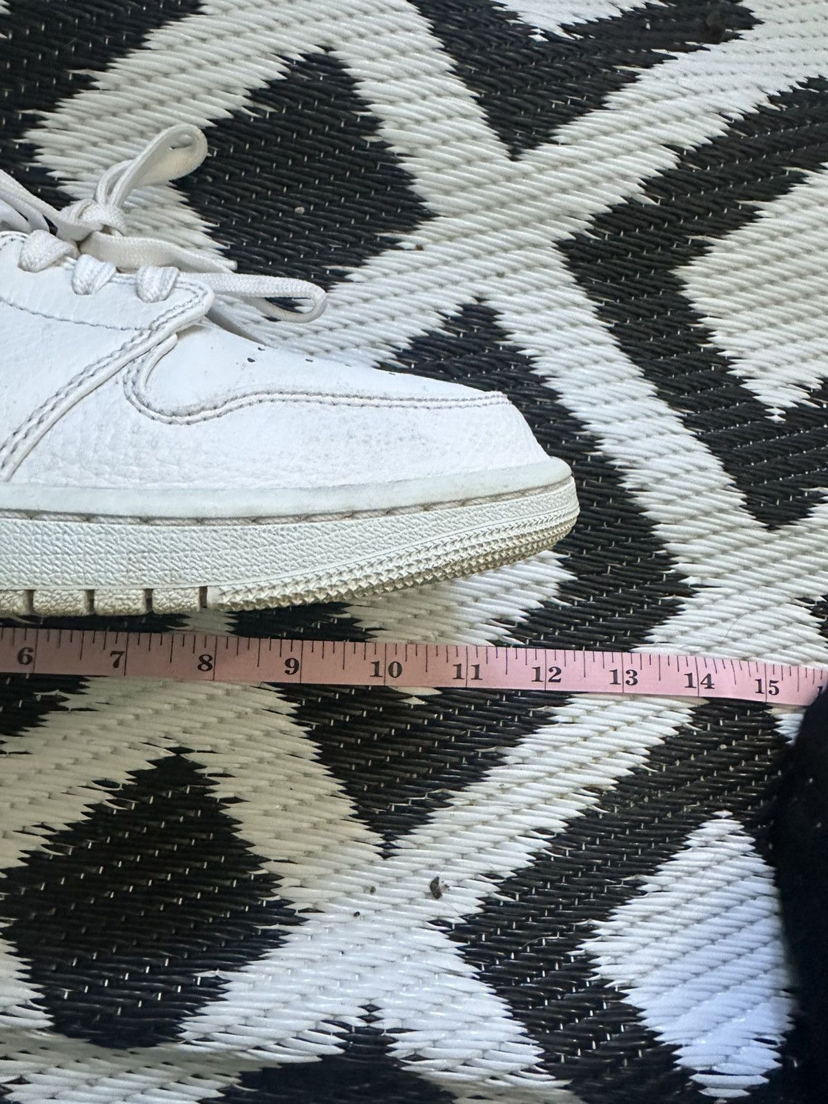 Nike Nike Air Jordan 1 Low White Men’s Sneakers Size 10.5 Size US 10.5 / EU 43-44 - 4 Thumbnail