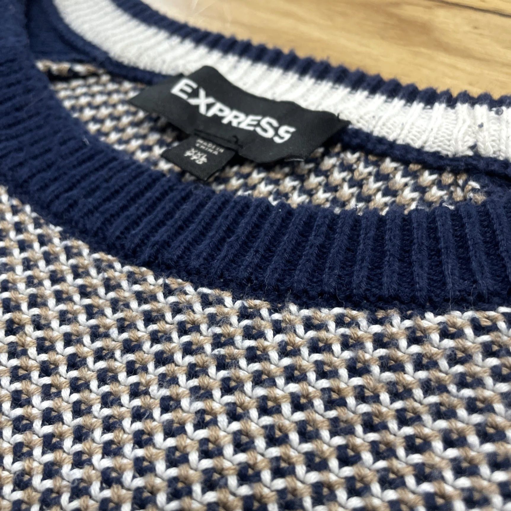 Express VINTAGE Express Knit Statement Sweater Men 2XL Texture Old Money Yacht Preppy Cotton XXL Cream Tan Blue, 80s 90s Classic, Wool? Wait - hold on. Size US XXL / EU 58 / 5 - 5 Thumbnail