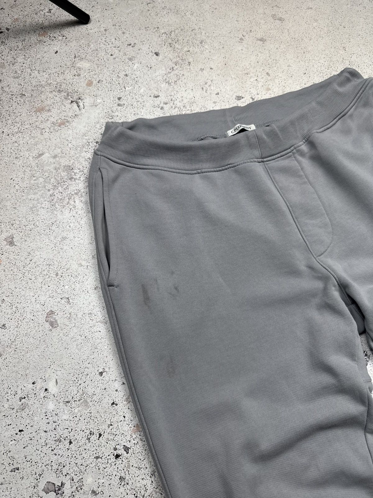 C.P. Company C.P Company Sweatpants Grey Men’s L Size US 34 / EU 50 - 4 Thumbnail