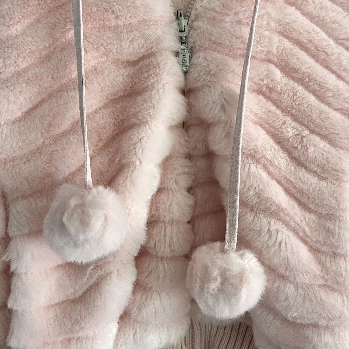 Juicy Couture × Vintage Y2K Pink Faux Fur Jacket Size L / US 10 / IT 46 - 3 Thumbnail
