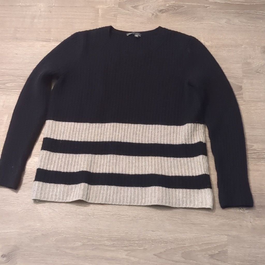 Vince Cashmere popular Wool Blend Striped Pullover Sweater Size Medium